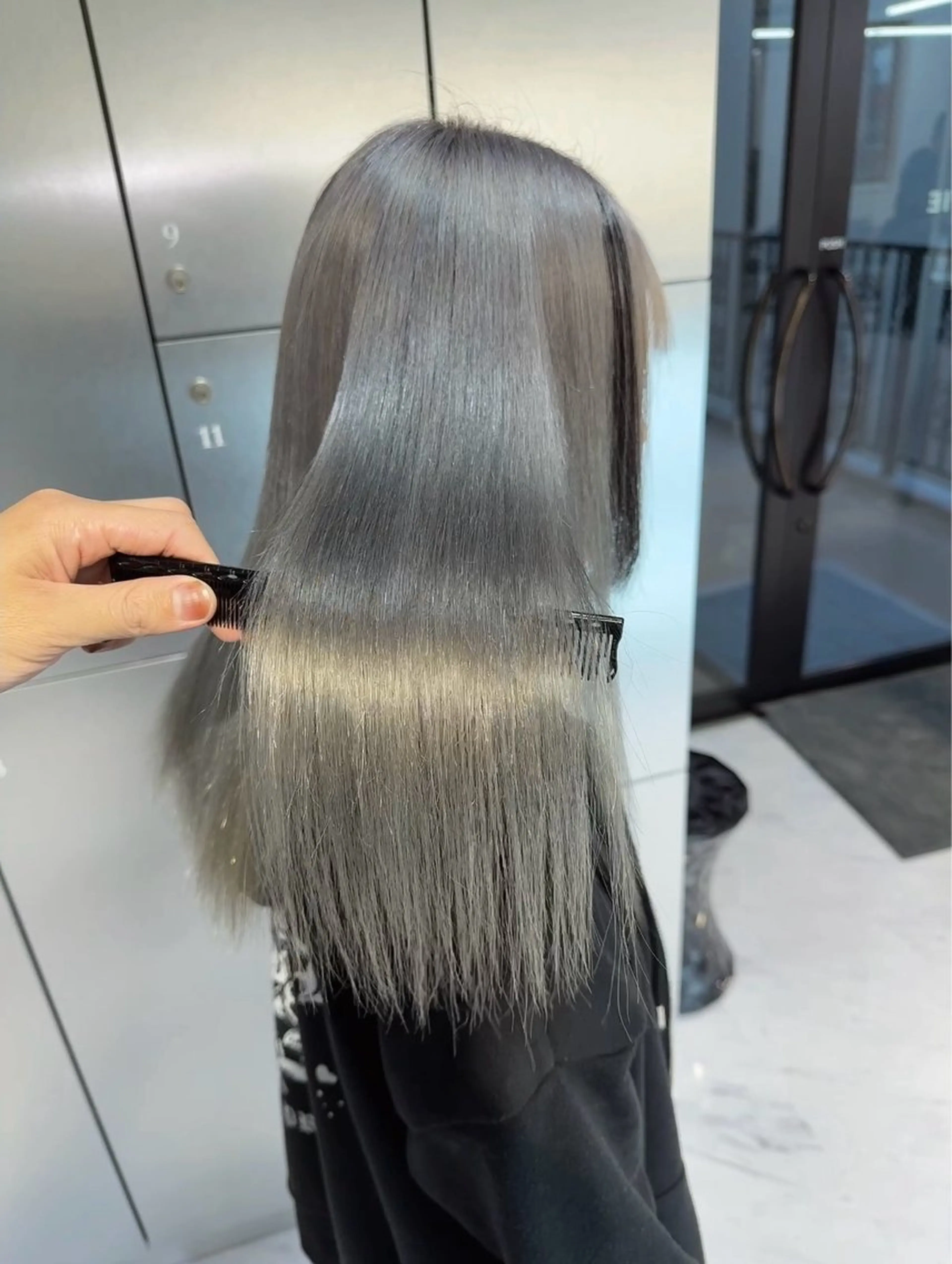 ロング 🌟龍明🌟福岡 ハイトーン🌟のヘアスタイル