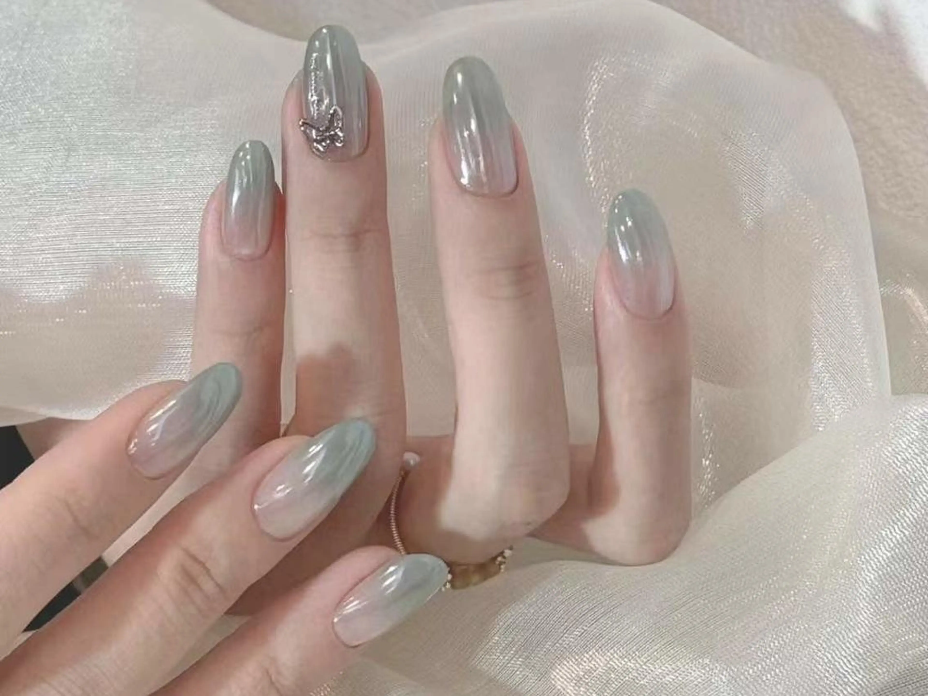 ネイル グラデーション 日奈子 あゆみのネイルデザイン