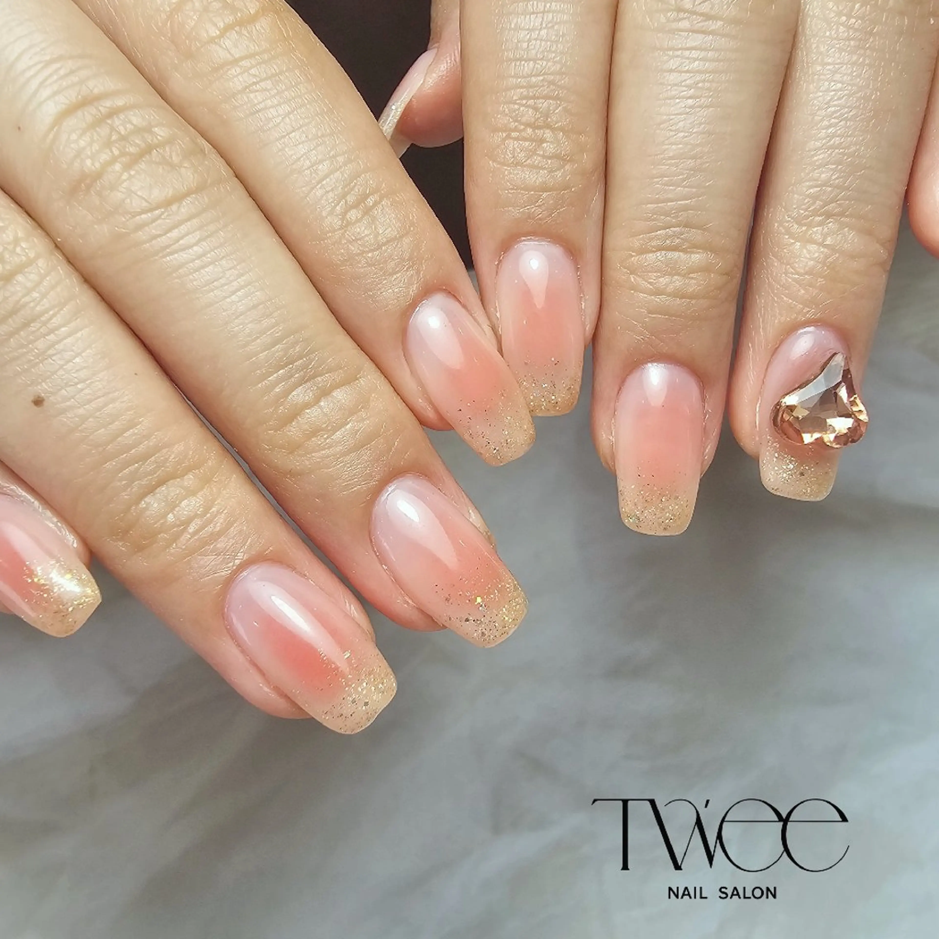 ネイル アートネイル Tweesalon本町所属・Tweesalon 本町 yumikoのネイルデザイン