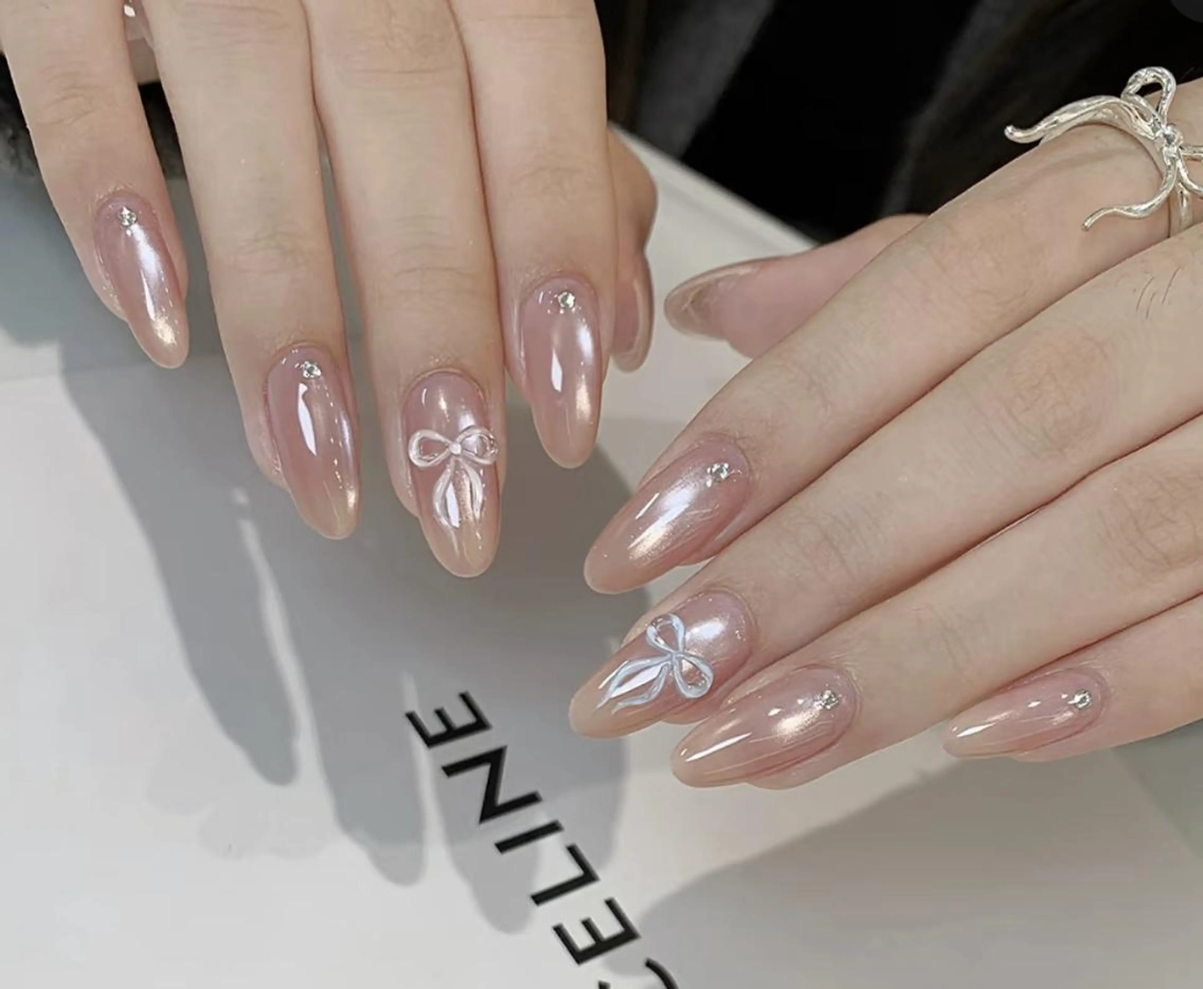 ネイル ハンドネイル Pure&Rich Nailのネイルデザイン