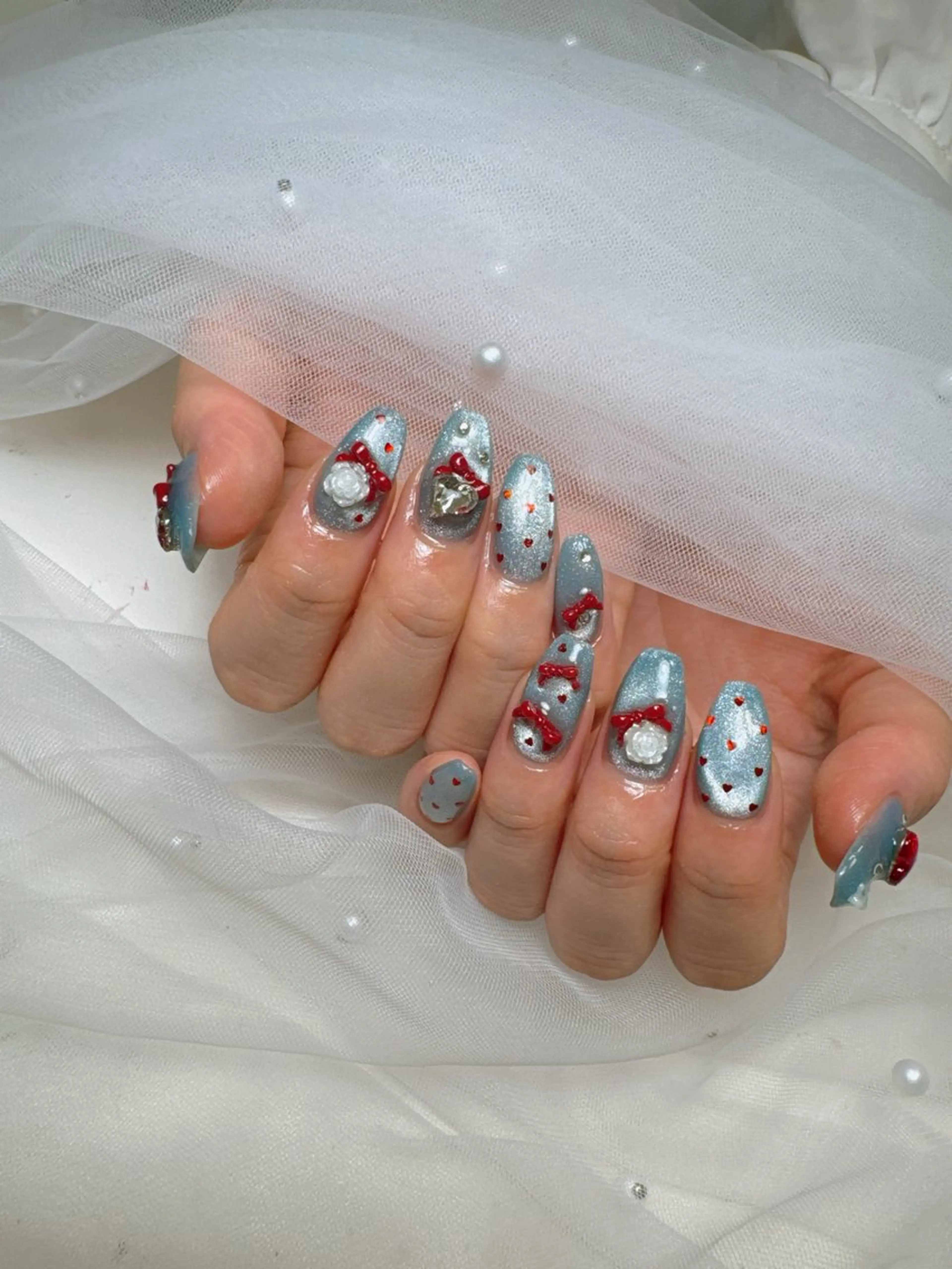 ネイル キラキラネイル 韓国ネイル 持ち込み ワンホンネイル ハンドネイル Queeens nailのネイルデザイン