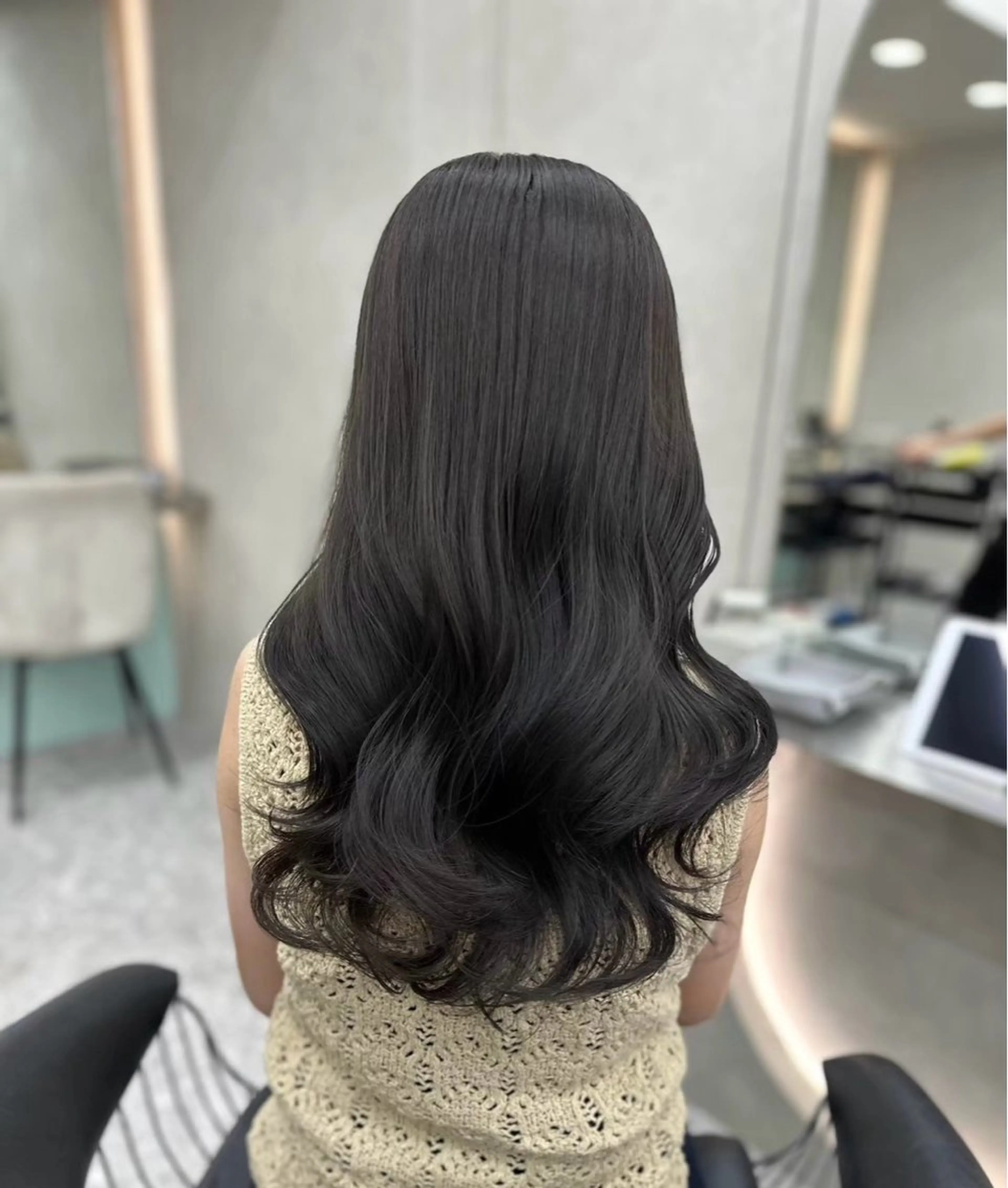 ロング アッシュ アッシュグレー アッシュグレージュ 韓国風ヘア ヘアカラー 🎀透明感ブラウ ンshizuka🎀のヘアスタイル