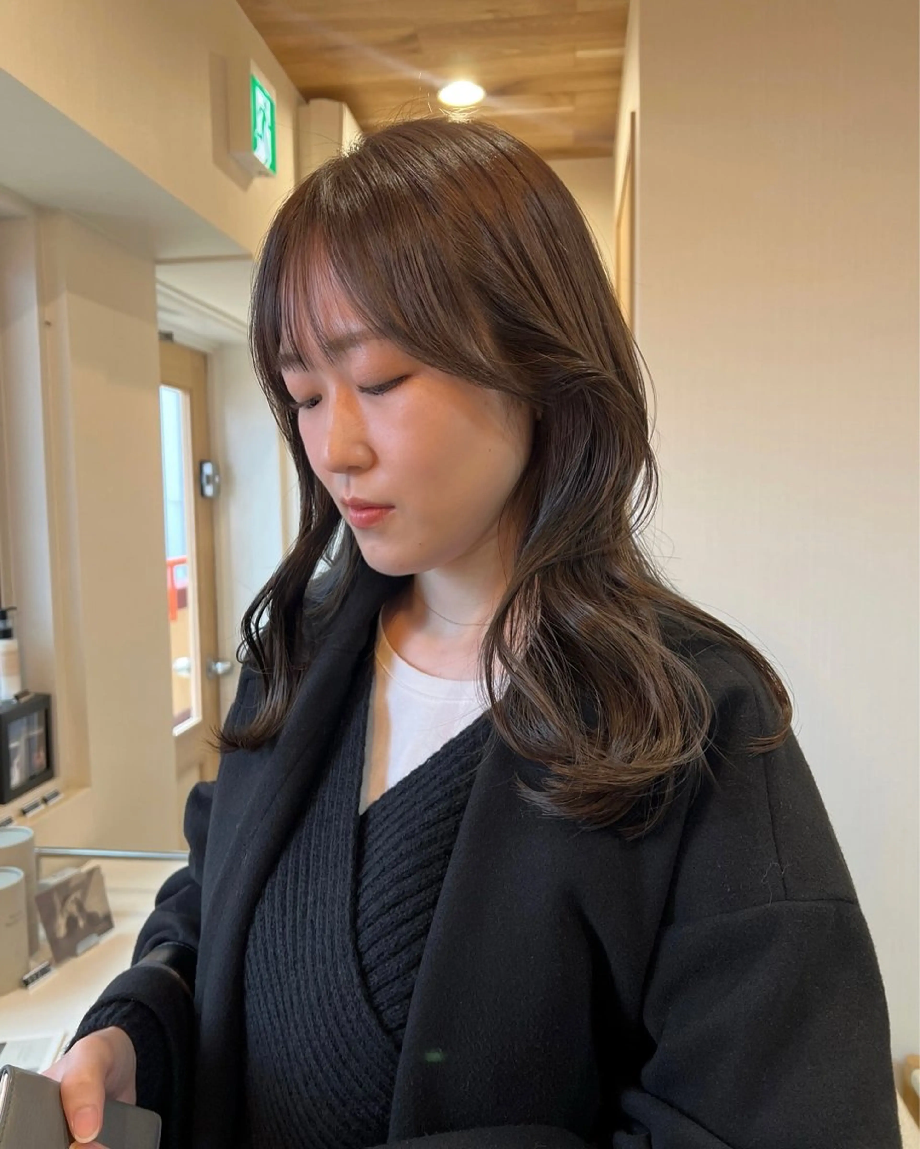 ミディアム カラー ベージュカラー オリーブベージュ 縮毛矯正 カット ヘアカラー トリートメント トレンドと似合わせ/ マンツーマン/西上楓のヘアスタイル