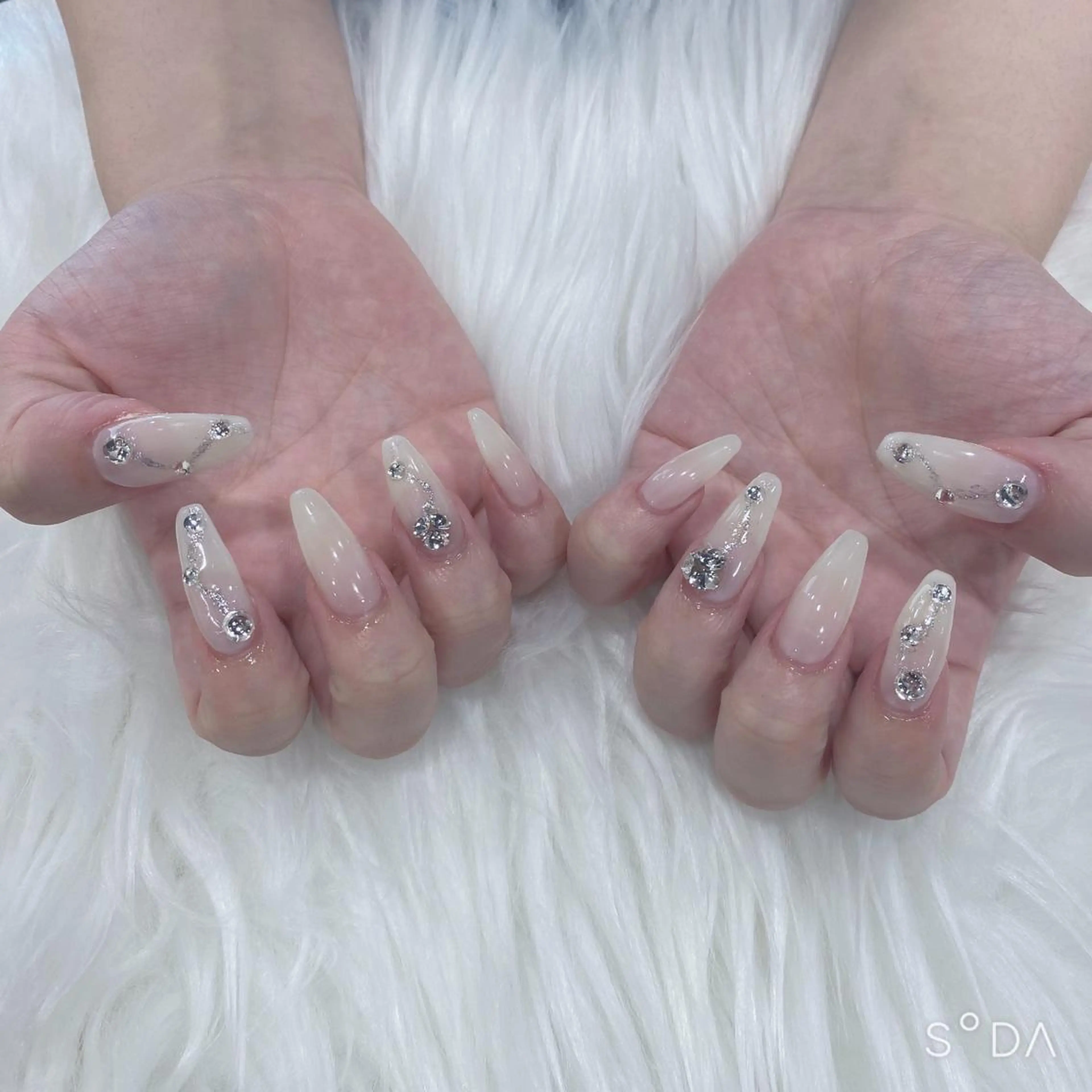 ネイル T-Rich所属・高野 沙玖良のネイルデザイン