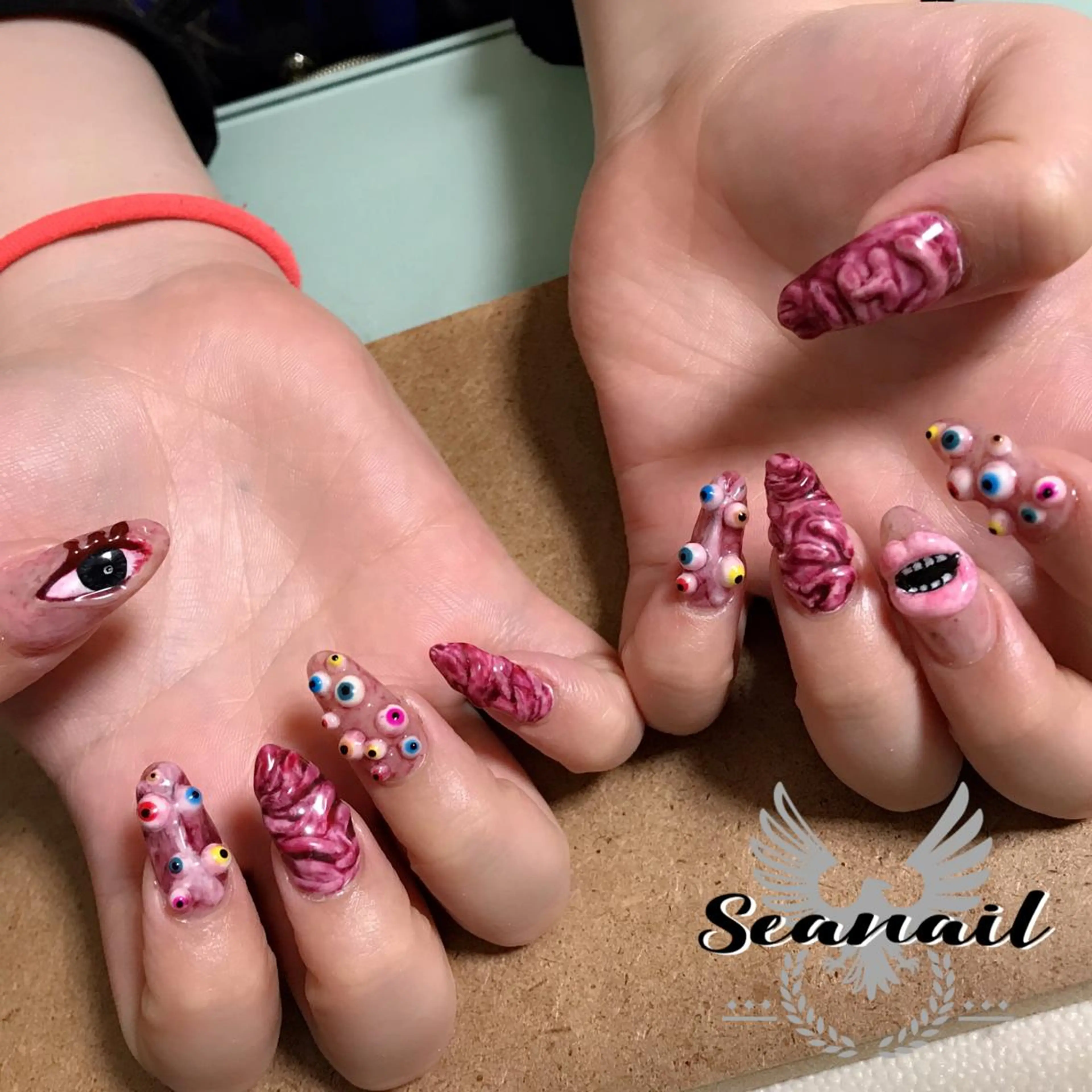 ネイル 小尾 栞のネイルデザイン