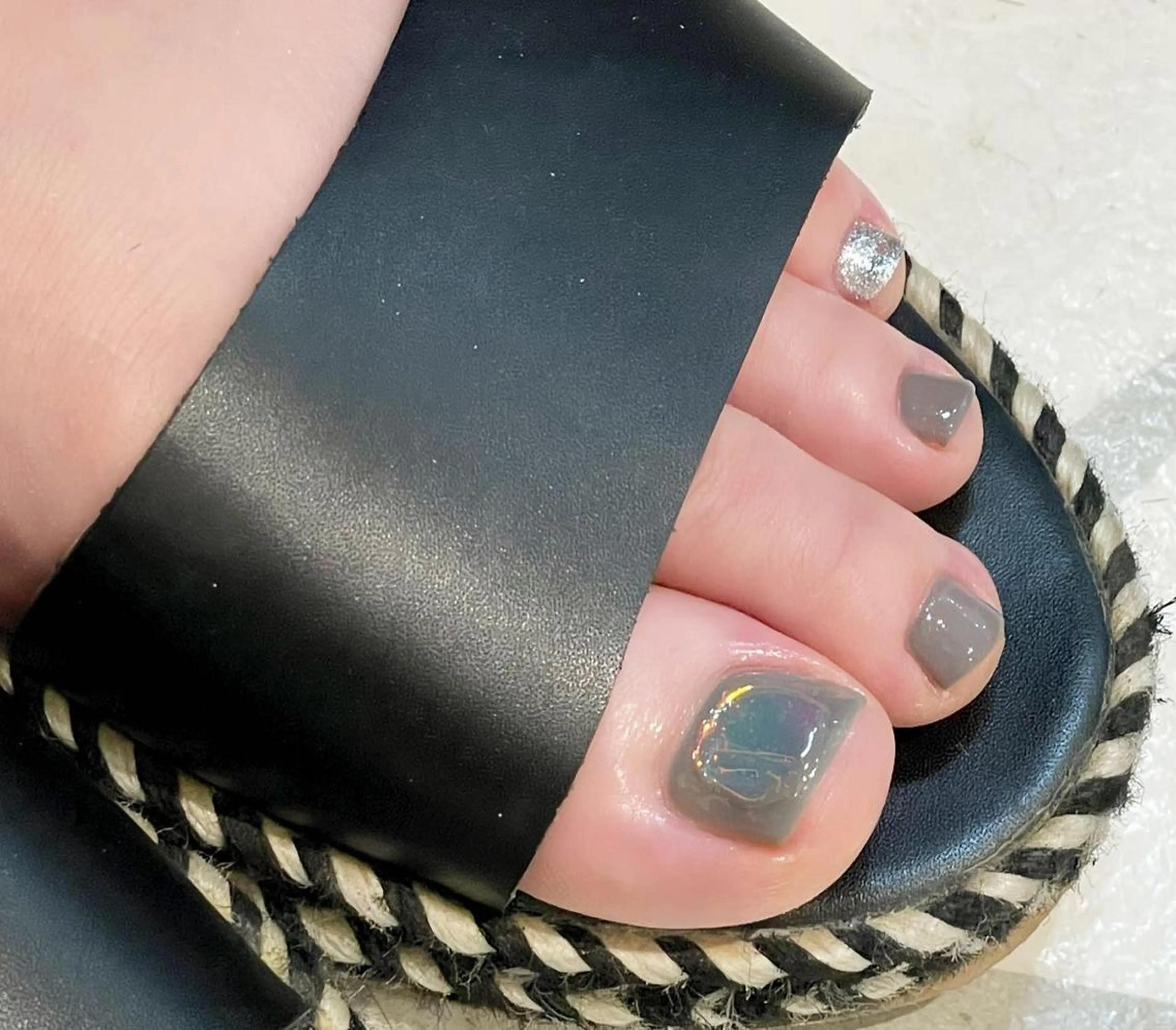 ネイル マツエク・マツパ まつげパーマ ボリュームラッシュ アートネイル フットネイル ジェルネイル 髙橋 敦子のマツエク・マツパデザイン