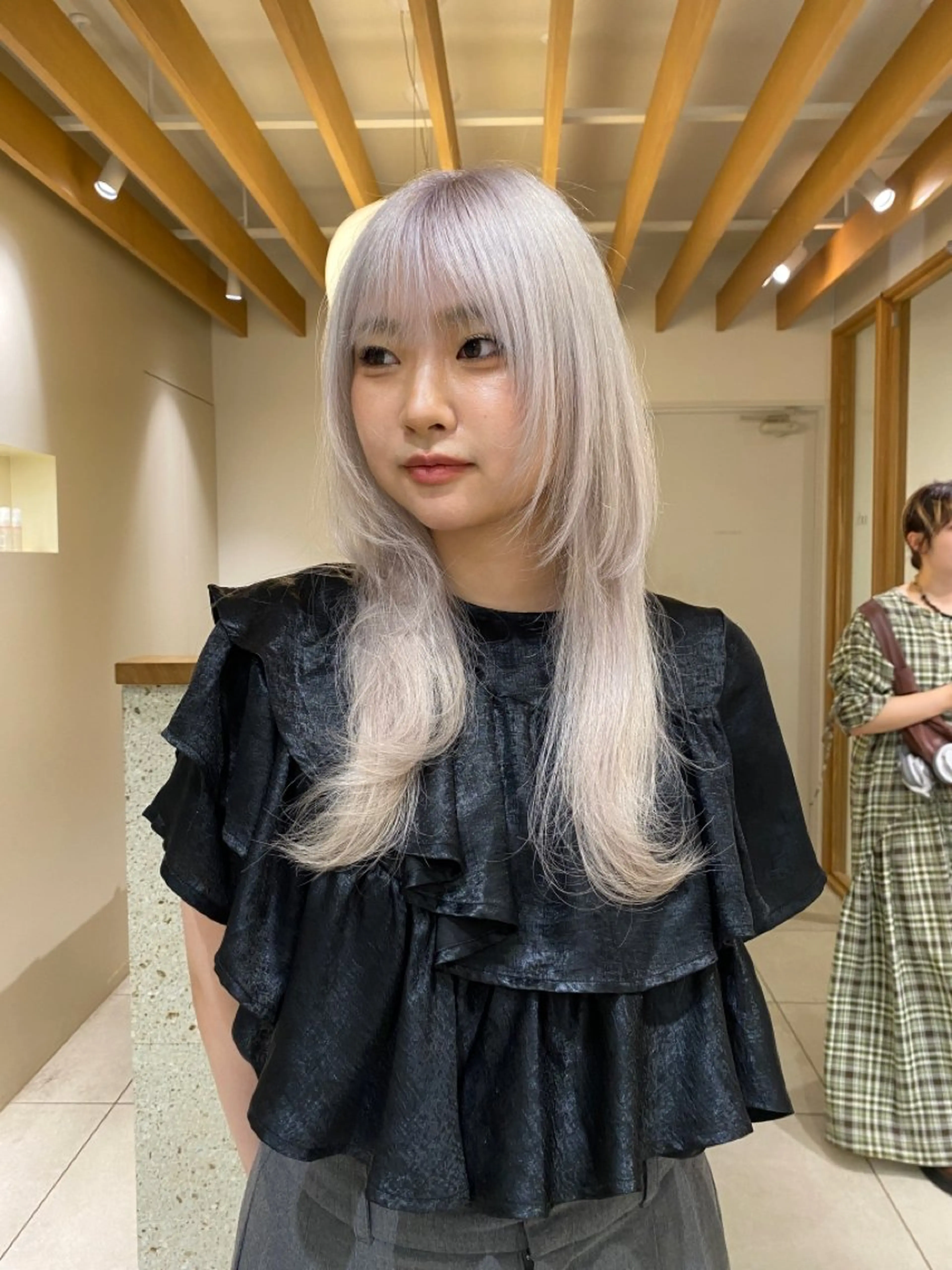 ロング トリートメント ヘアカラー トリートメント キタ リオナのヘアスタイル