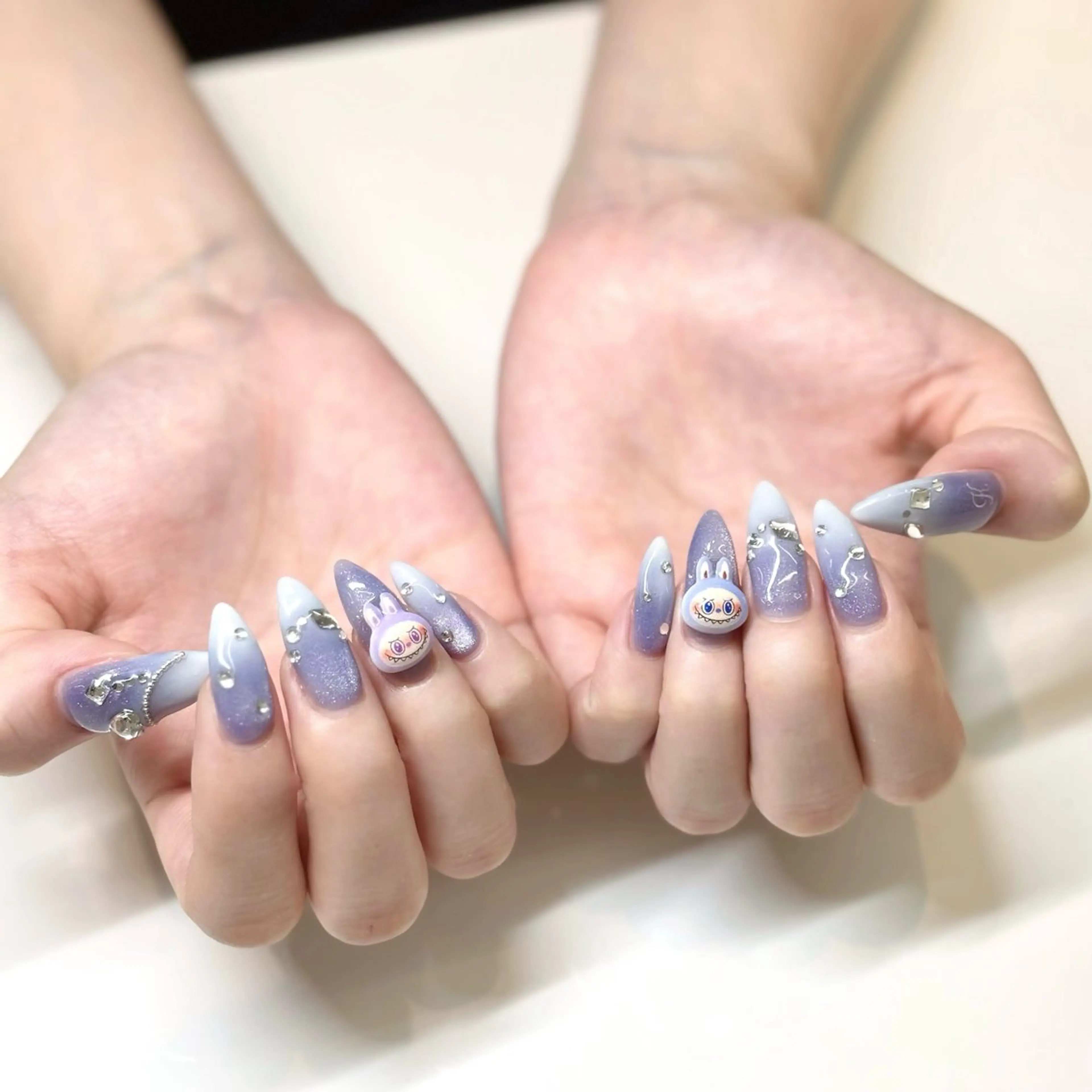 ネイル ハンドネイル 🕊️Bianca 児玉🕊️のネイルデザイン