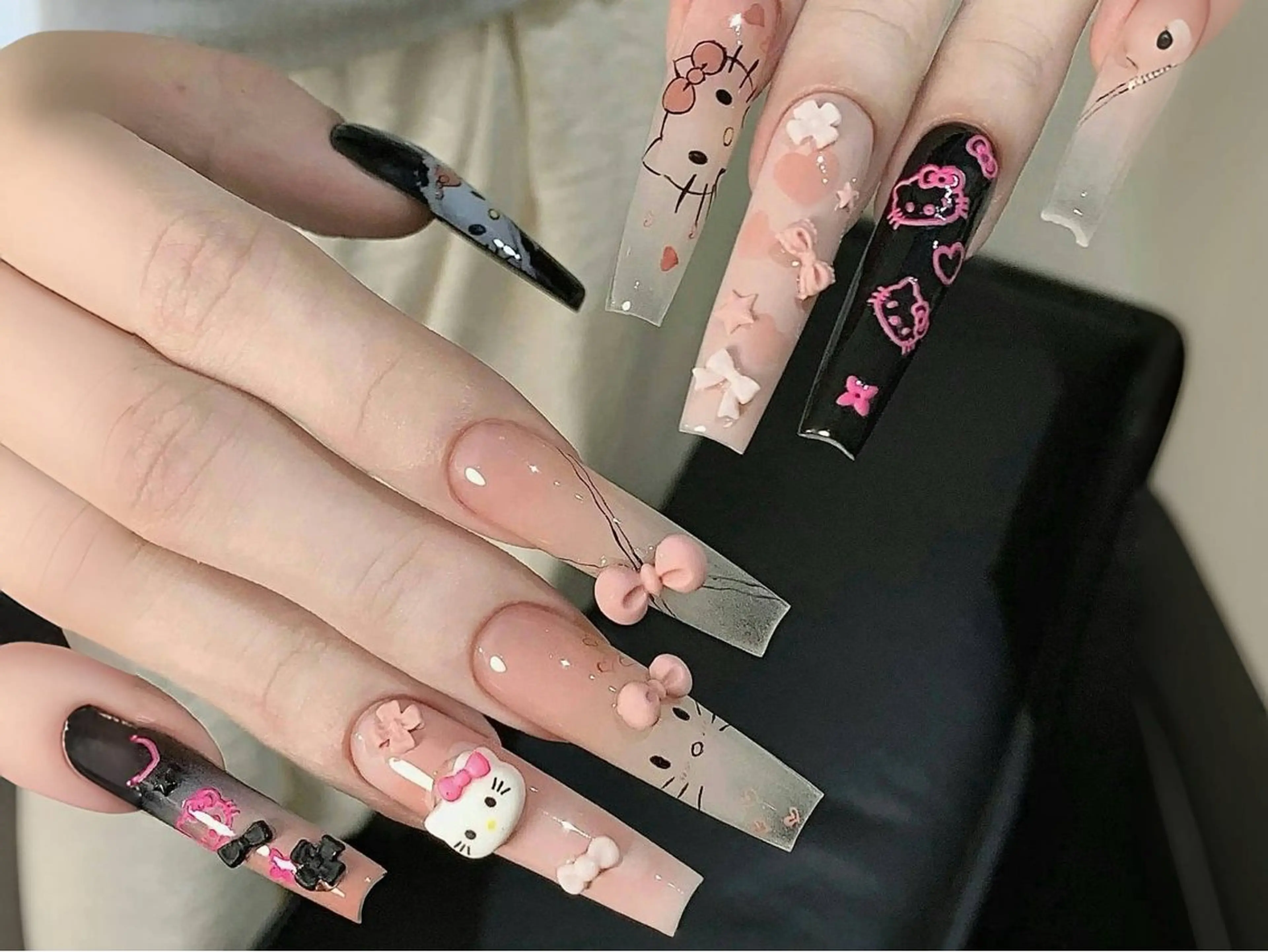 ネイル アートネイル グラデーション リボン ハンドネイル ハンドケア DarkHoney 池袋店のネイルデザイン