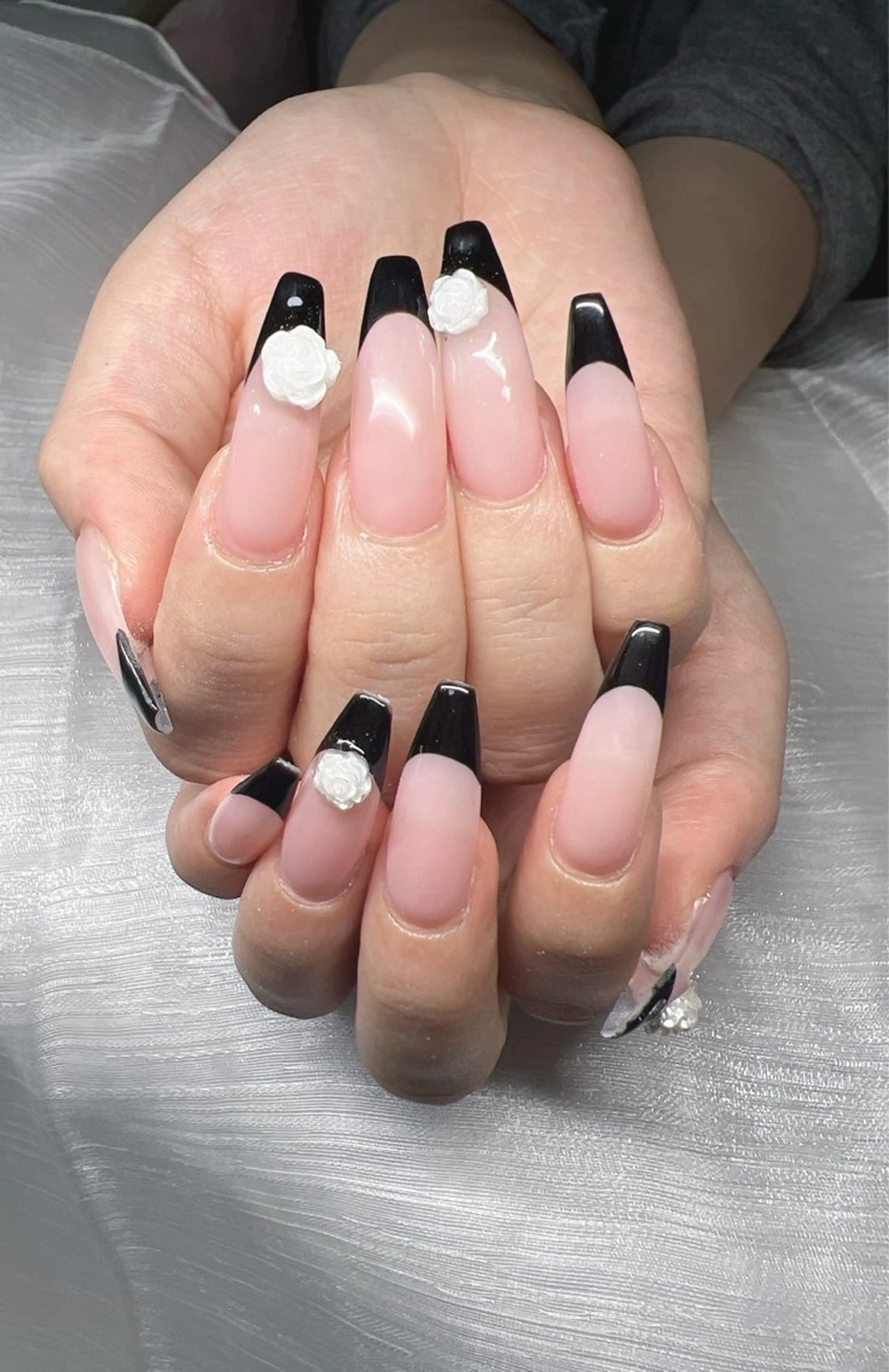 ネイル ハンドネイル Lee Nailsのネイルデザイン