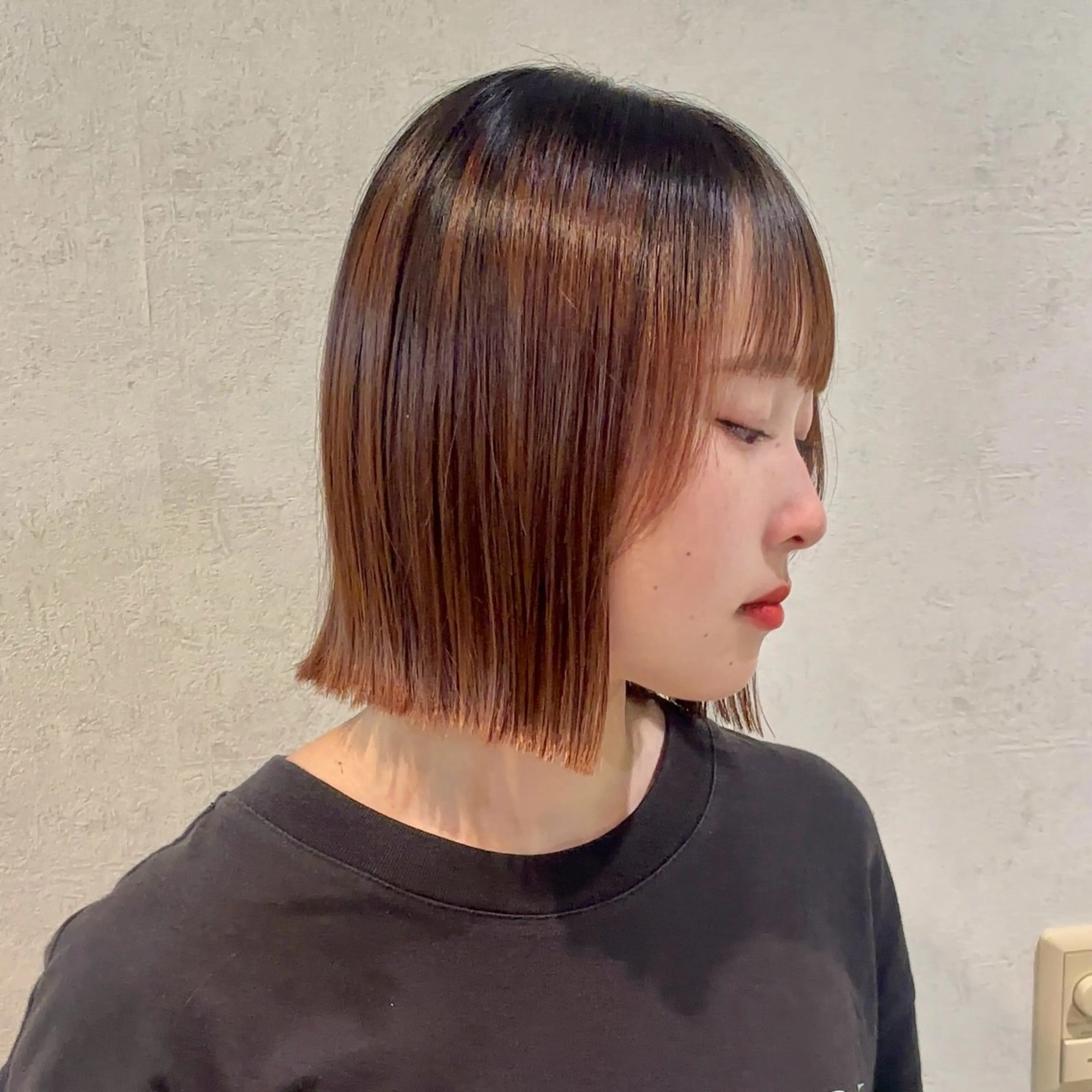 ミディアム ボブ カット ヘアカラー トリートメント 滋賀でレイヤーなら ｜吉村　友輝のヘアスタイル