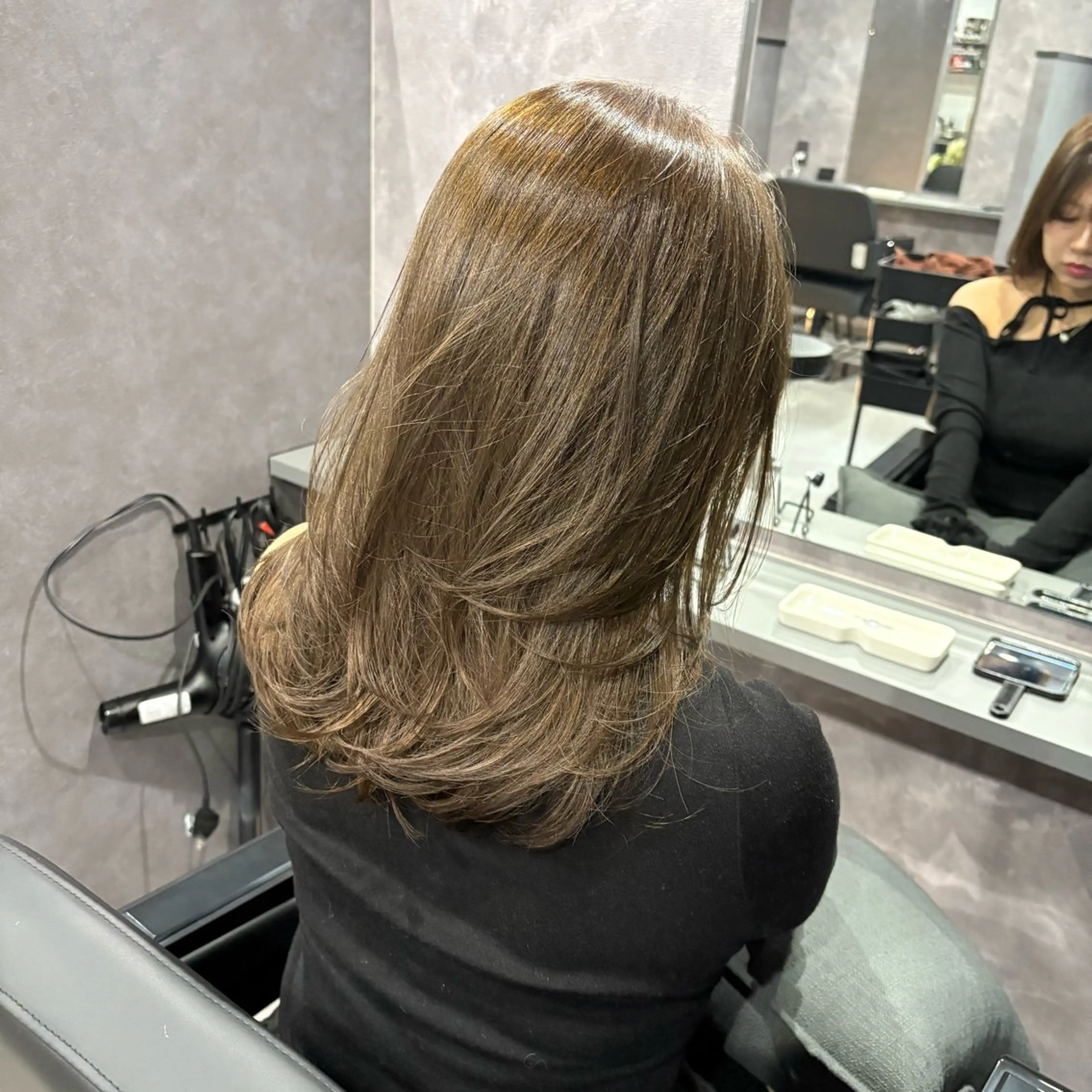 ミディアム カラー カット ヘアカラー トリートメント nameless miichiのヘアスタイル