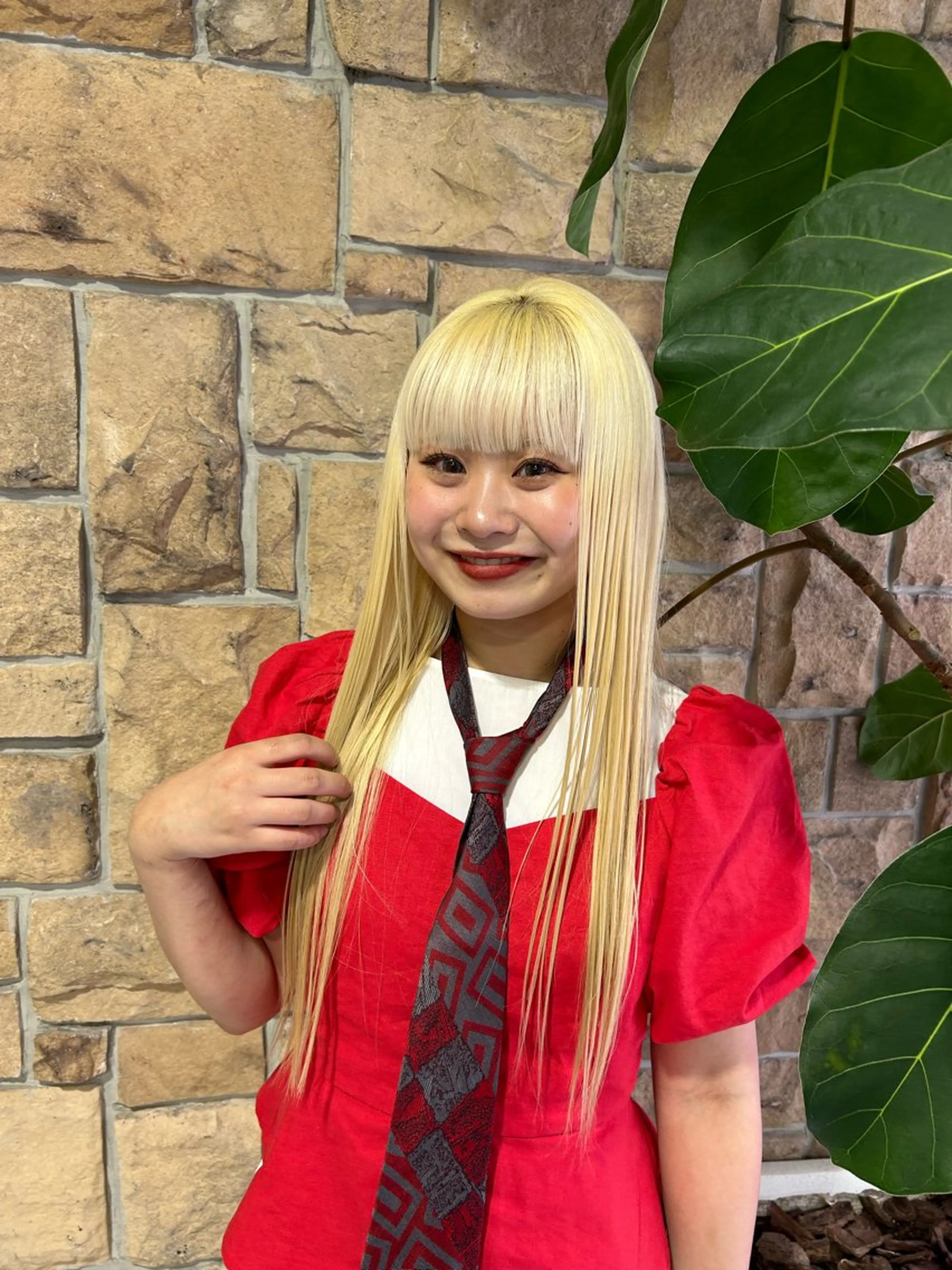 ロング レイヤー／マツエク 💋𝑨𝑵𝑵𝑨のヘアスタイル