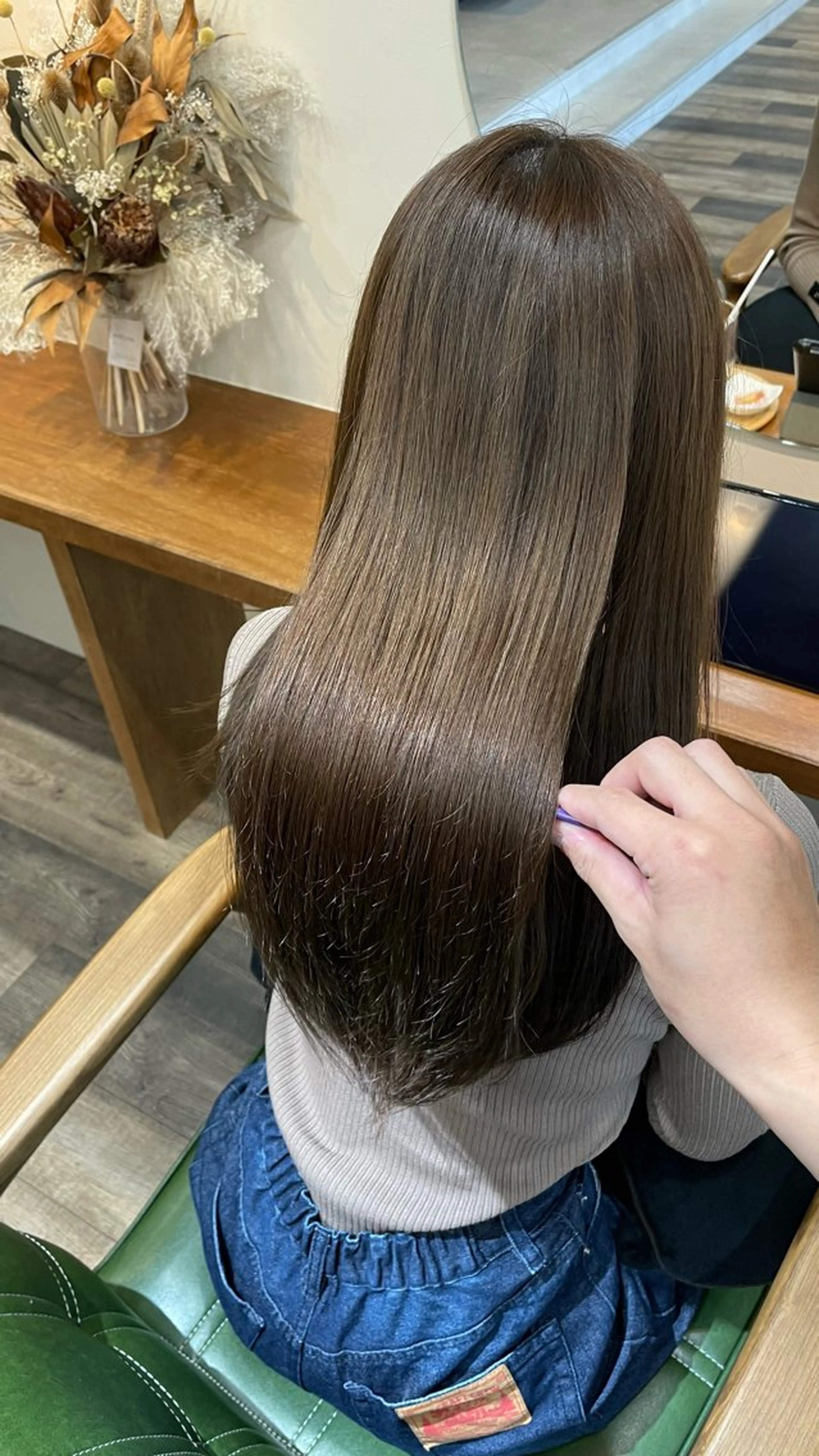 ロング トリートメント カット ヘアカラー トリートメント Seen.所属・美髪矯正、髪質改善特 化美容師 吉野智行のヘアスタイル