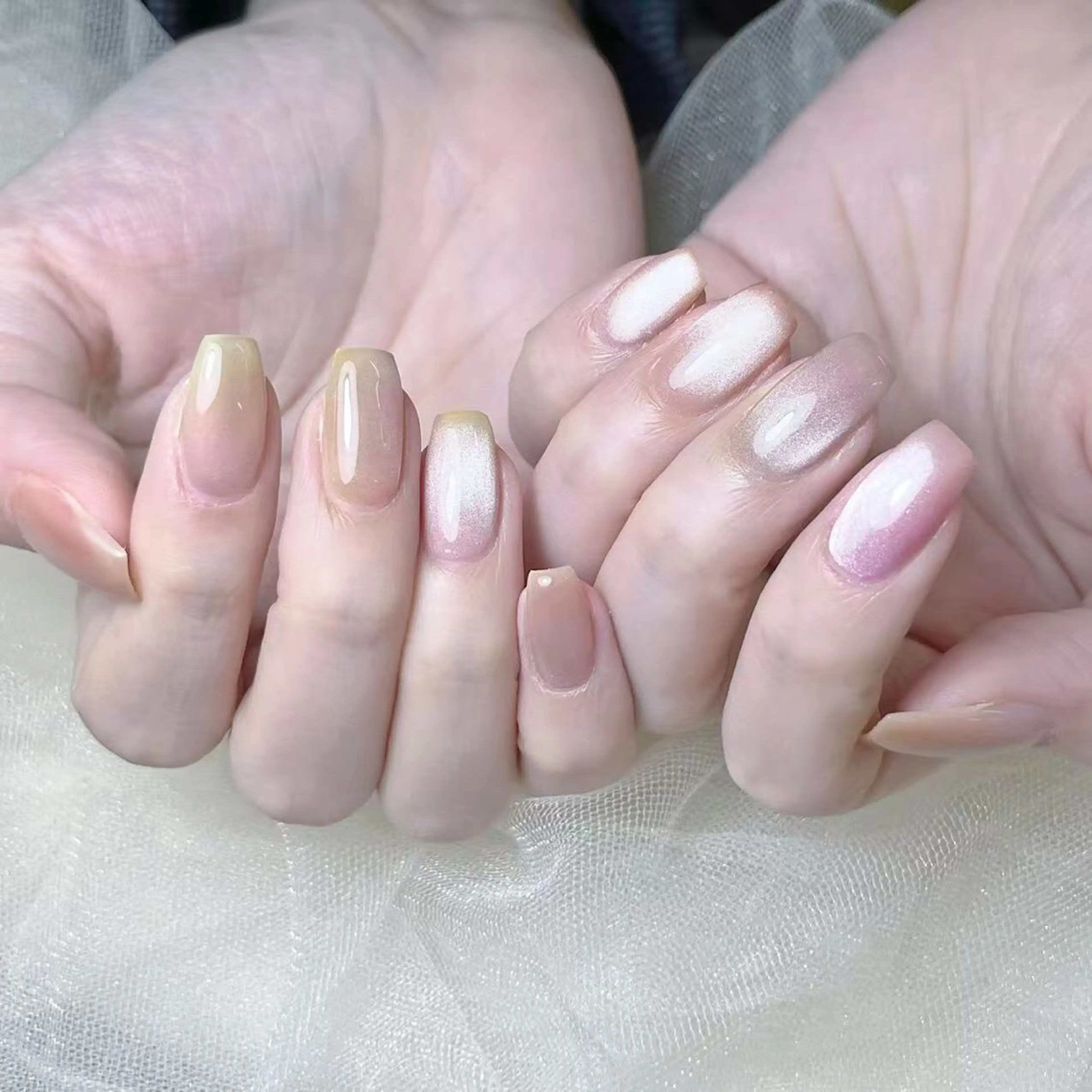 ネイル ハンドネイル Queens テイのネイルデザイン