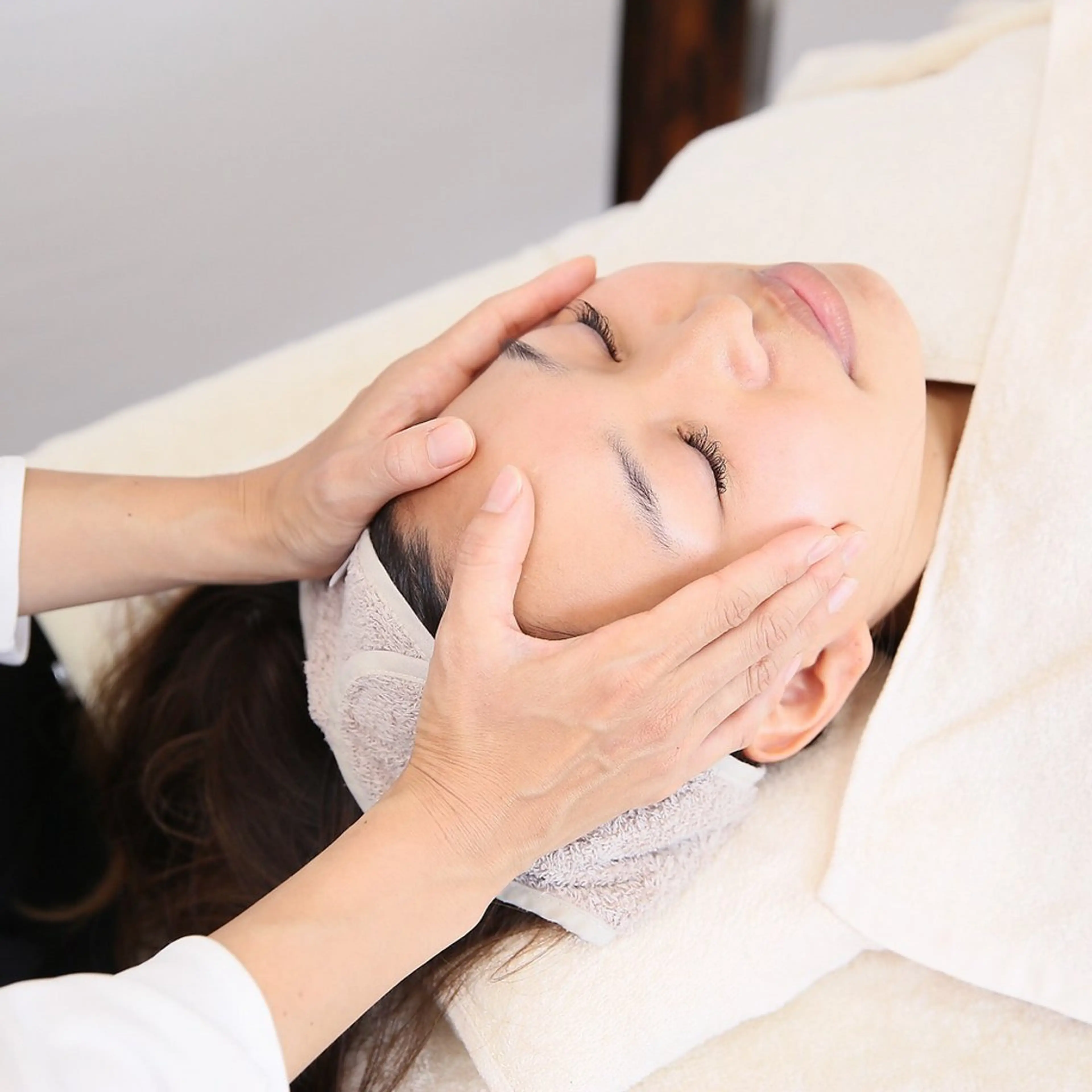 佐々木 留美のエステ・リラクイメージ