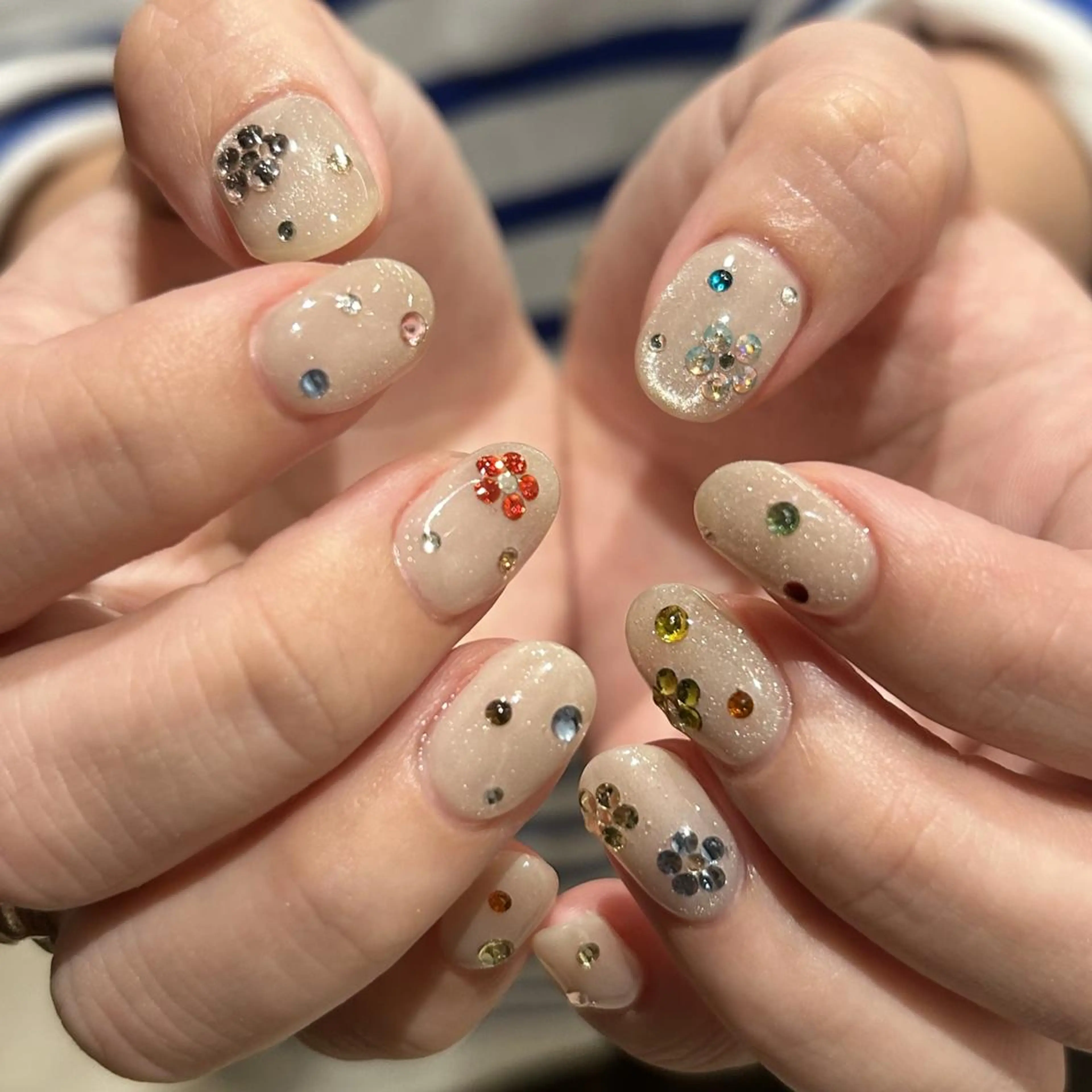 ネイル オーロラネイル ジェルネイル 氷ネイル・うるうるネイル 韓国ネイル ミラーネイル ハンドネイル nails TOKYOのネイルデザイン