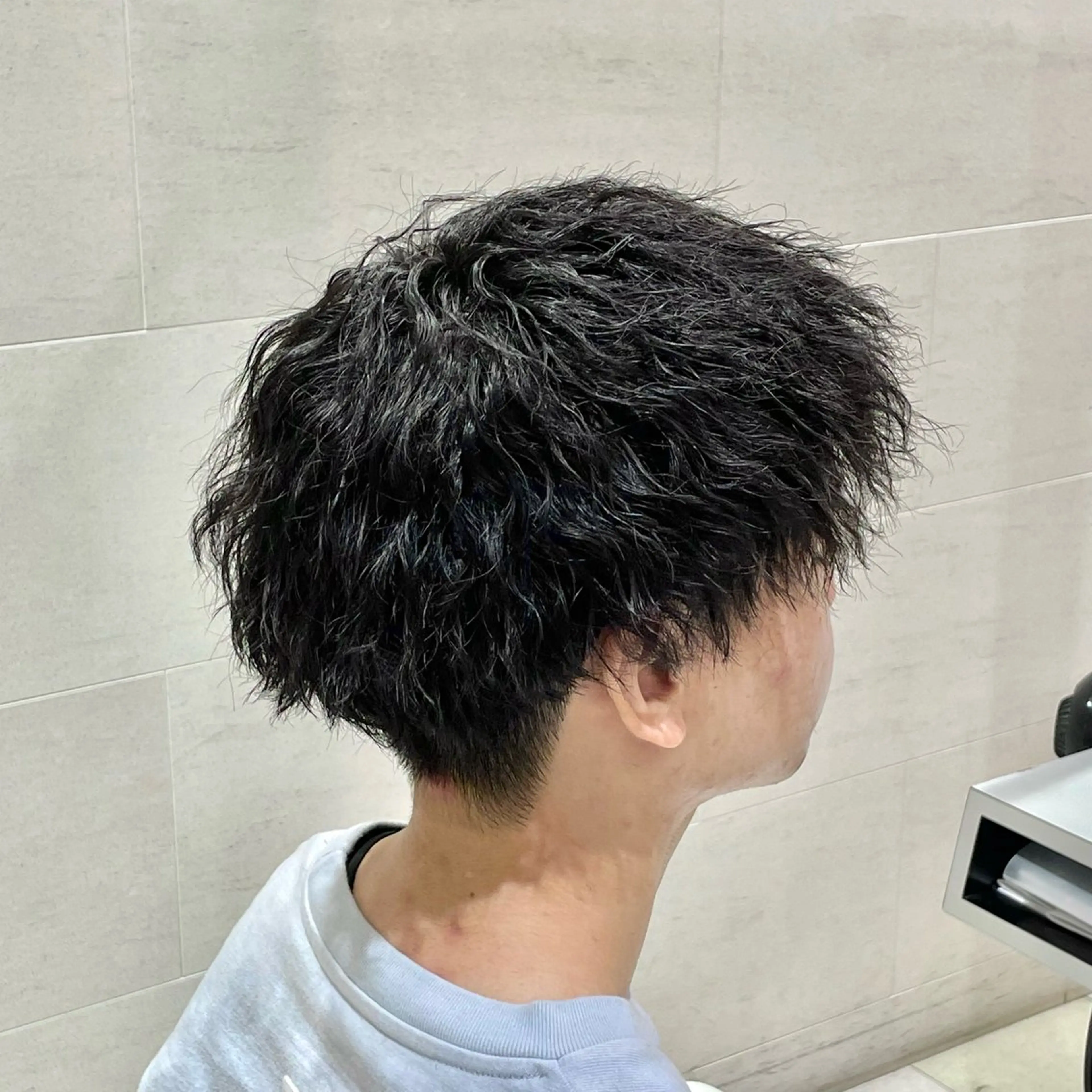 ショート パーマ メンズ カット パーマ GRAZIE due所属・メンズ特化美容師 / 篠谷祐輝のヘアスタイル