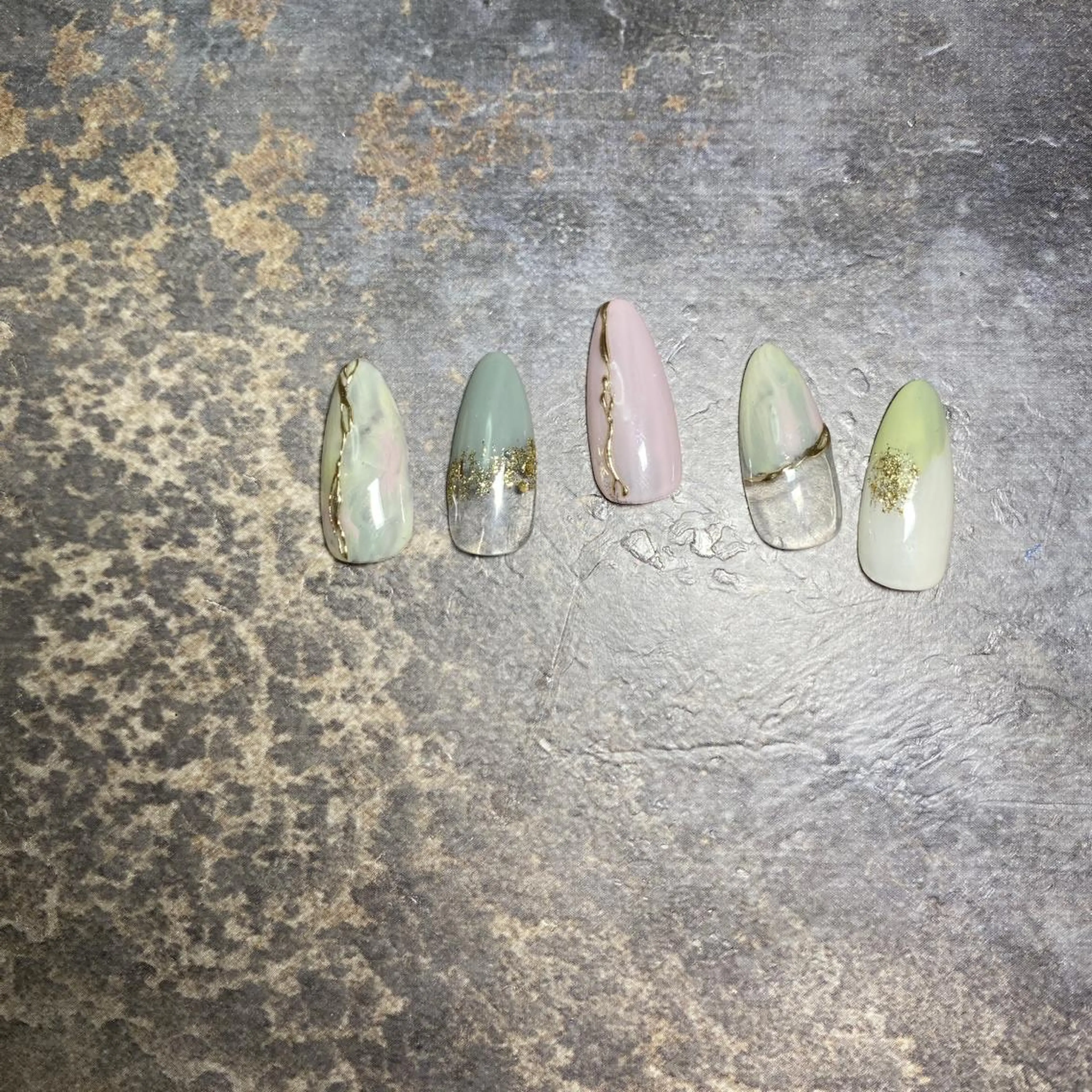 ネイル 城東区ネイルサロン carpediemのネイルデザイン