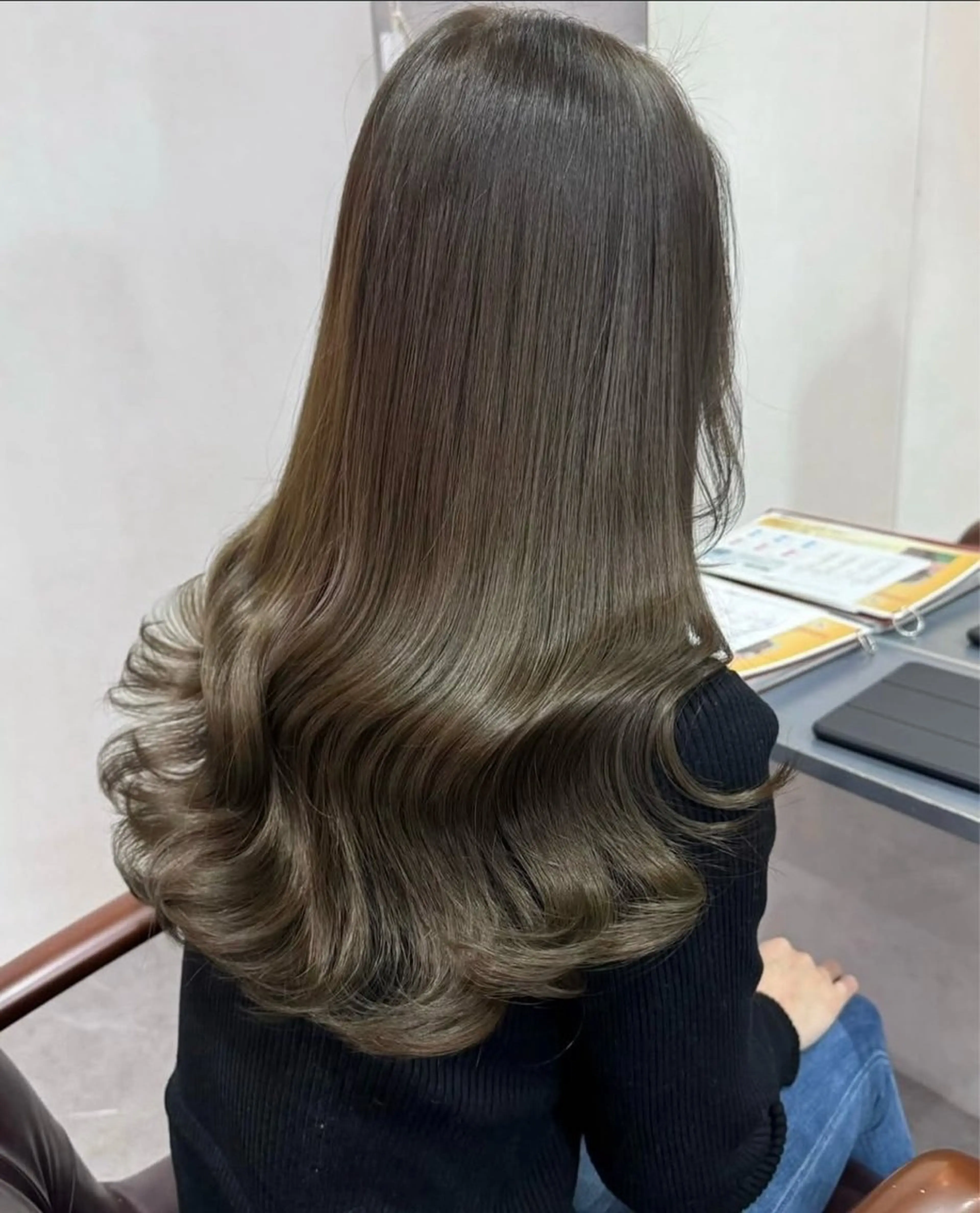 カラー yuasa rinaのヘアスタイル