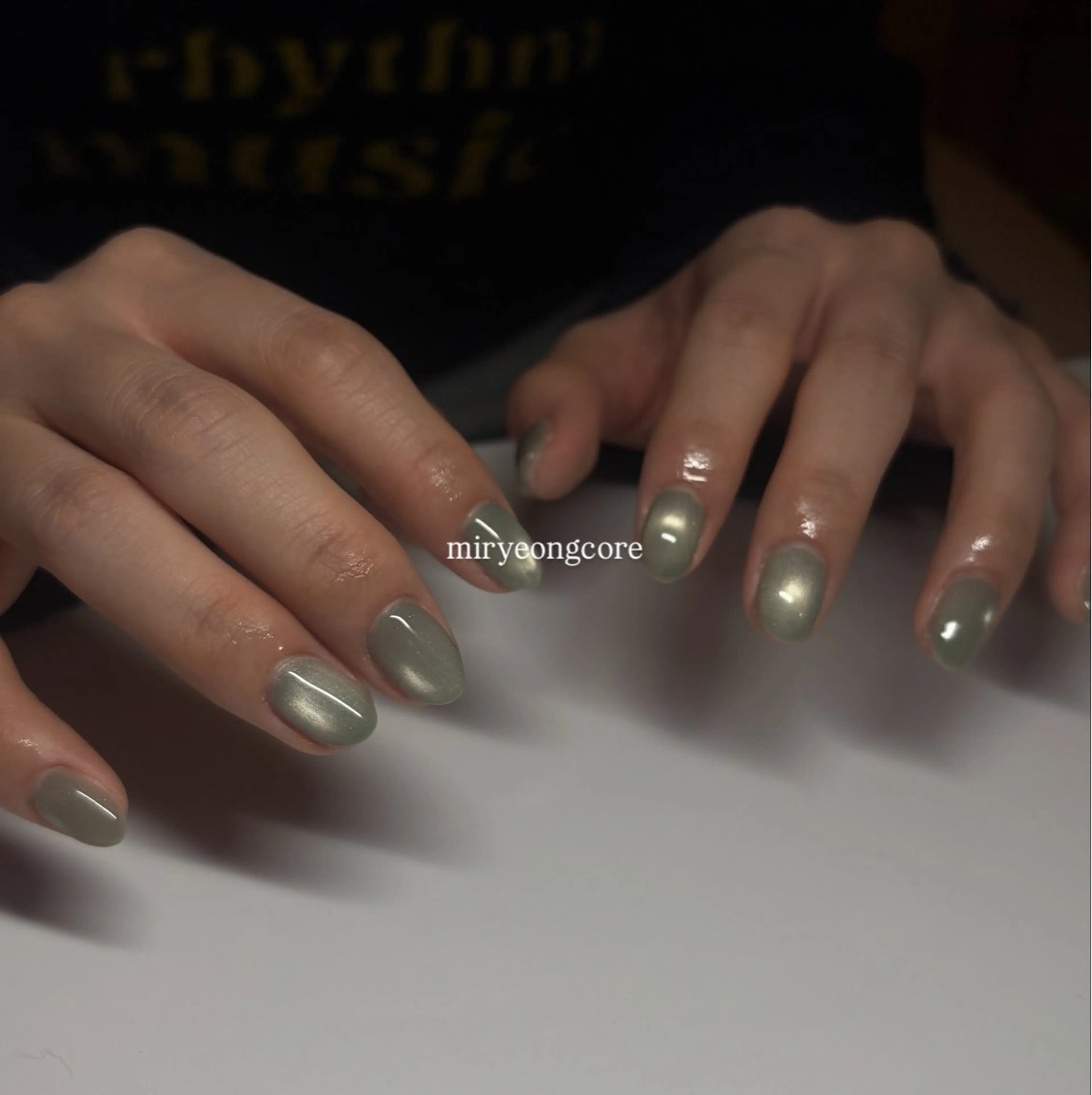 ネイル ハンドネイル vinaka所属・趙 美伶のネイルデザイン