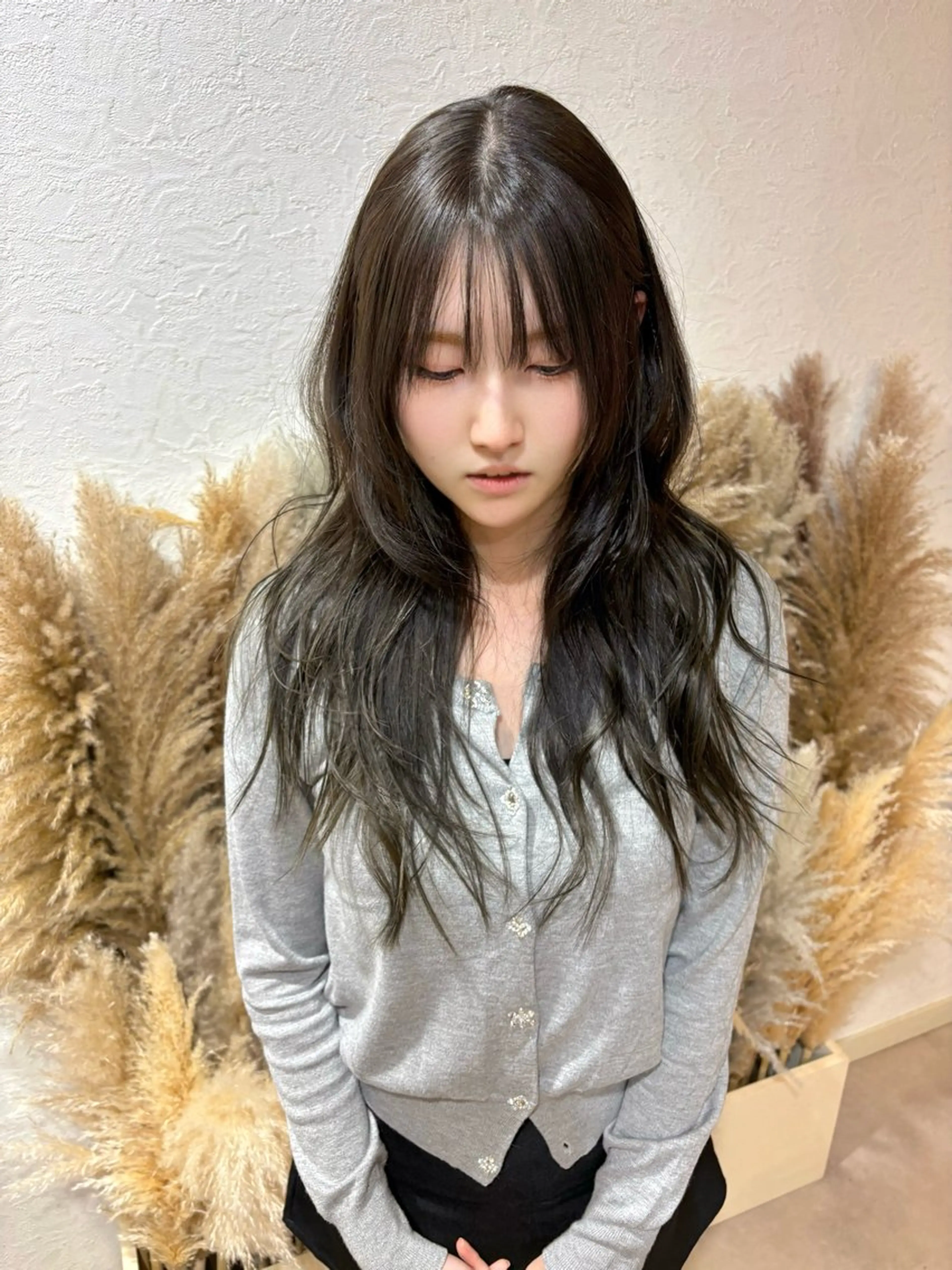 ロング 韓国/透明感 Veluaのヘアスタイル