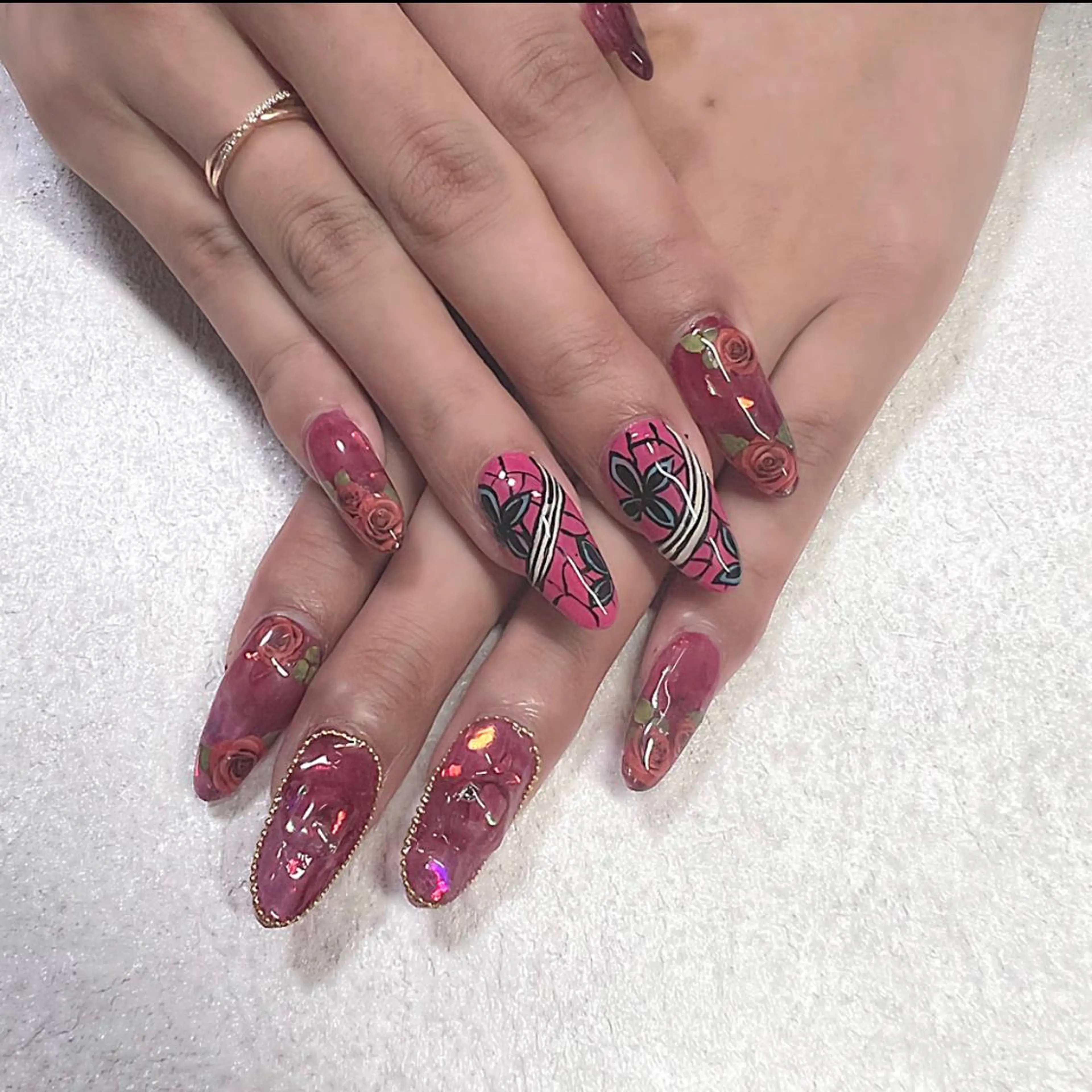 ネイル Rire_eye+beauty_nail所属・Rire_ nail_yukiのネイルデザイン