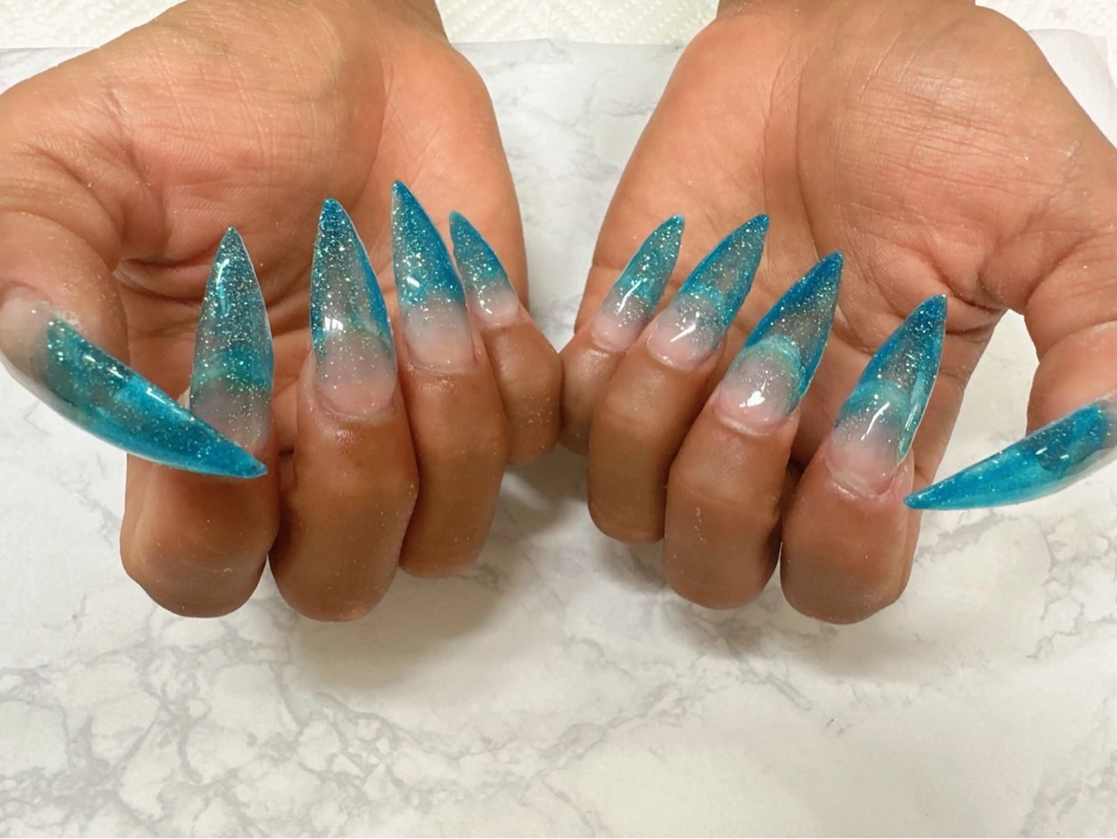 チップ長さ出し10本＋ワンカラー/ラメグラ¥6000の写真