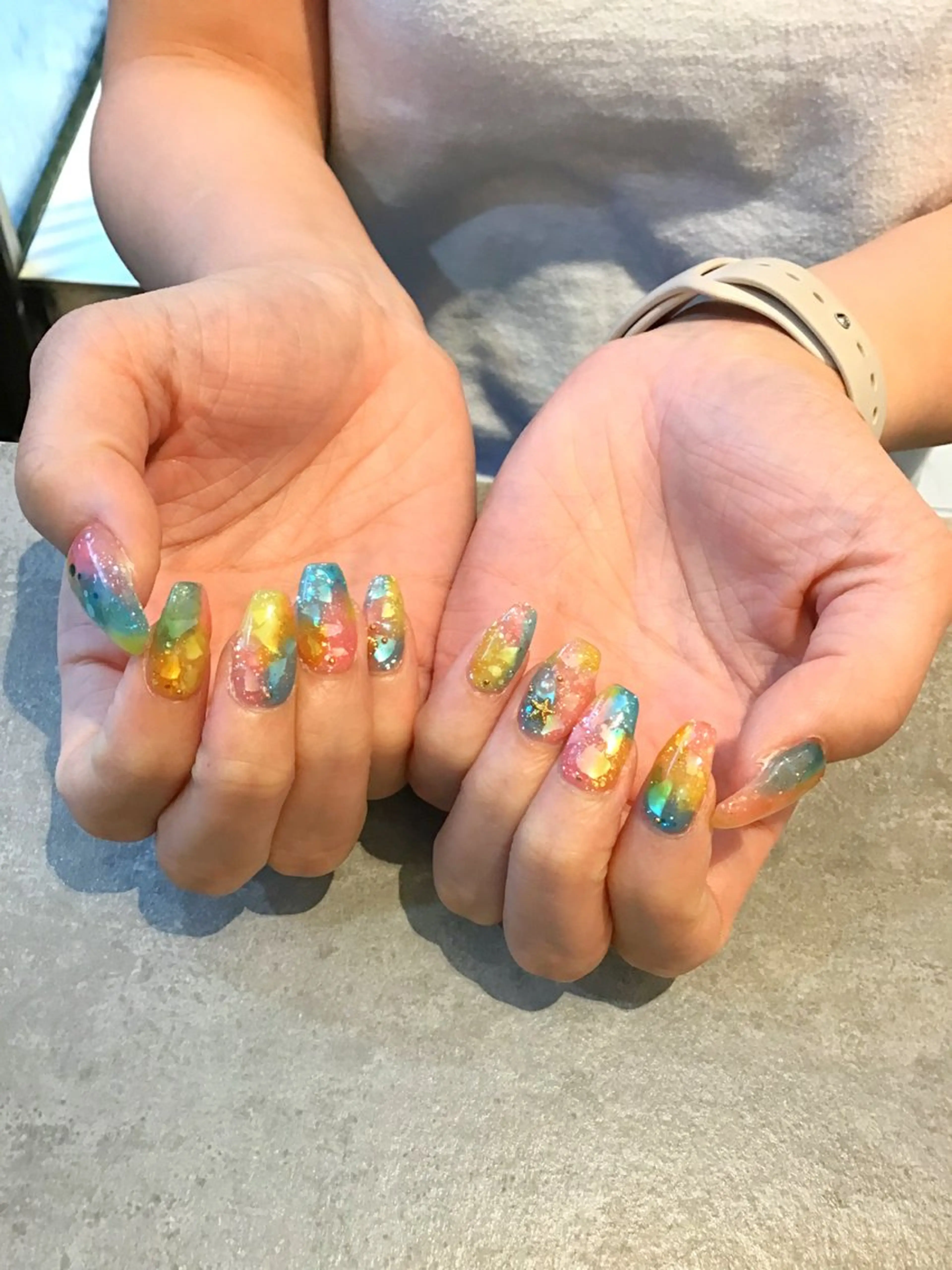 ネイル 持ち込み Nest 岩崎のネイルデザイン