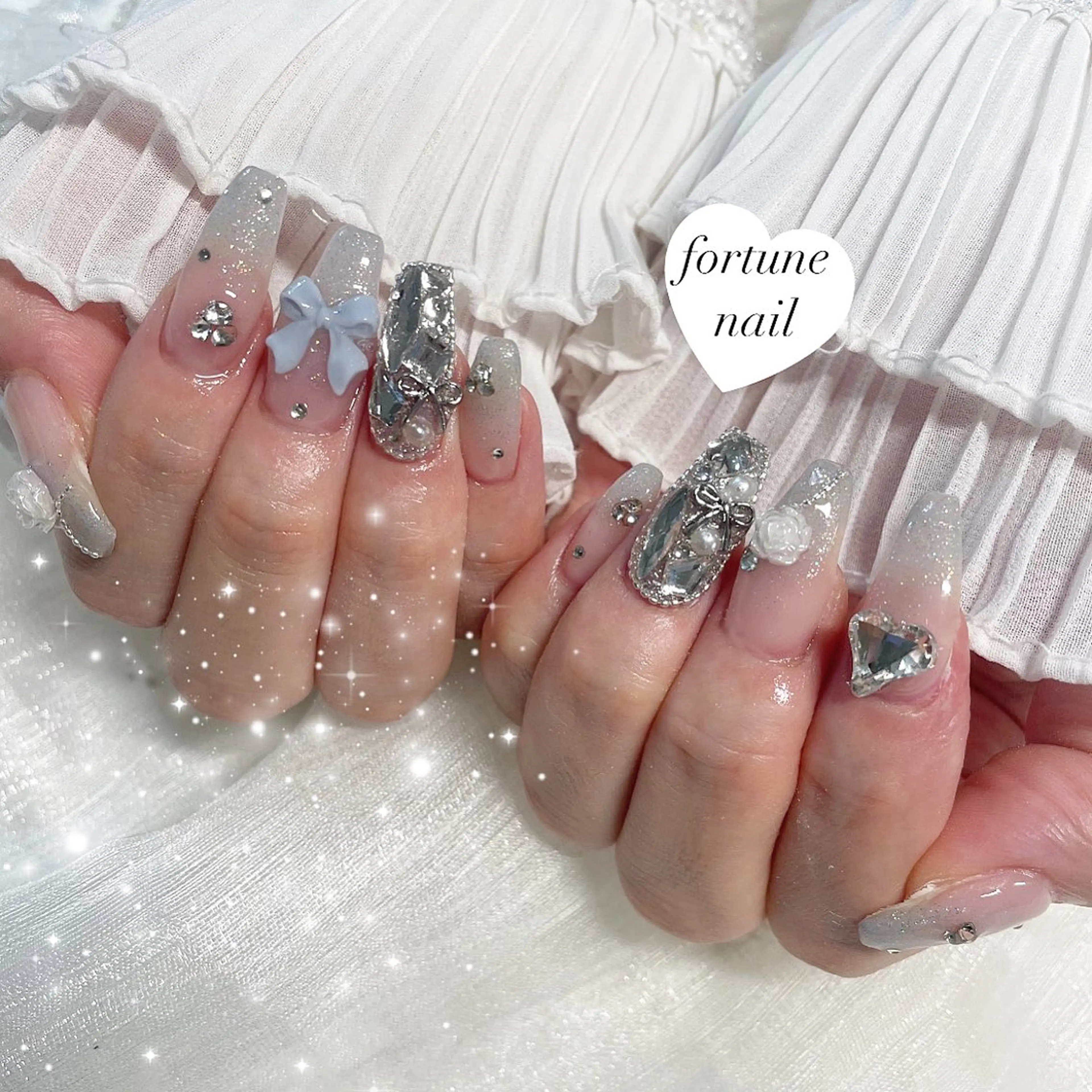 ネイル ガーリー 水色 ワンホンネイル ハンドネイル ☆saori ☆のネイルデザイン