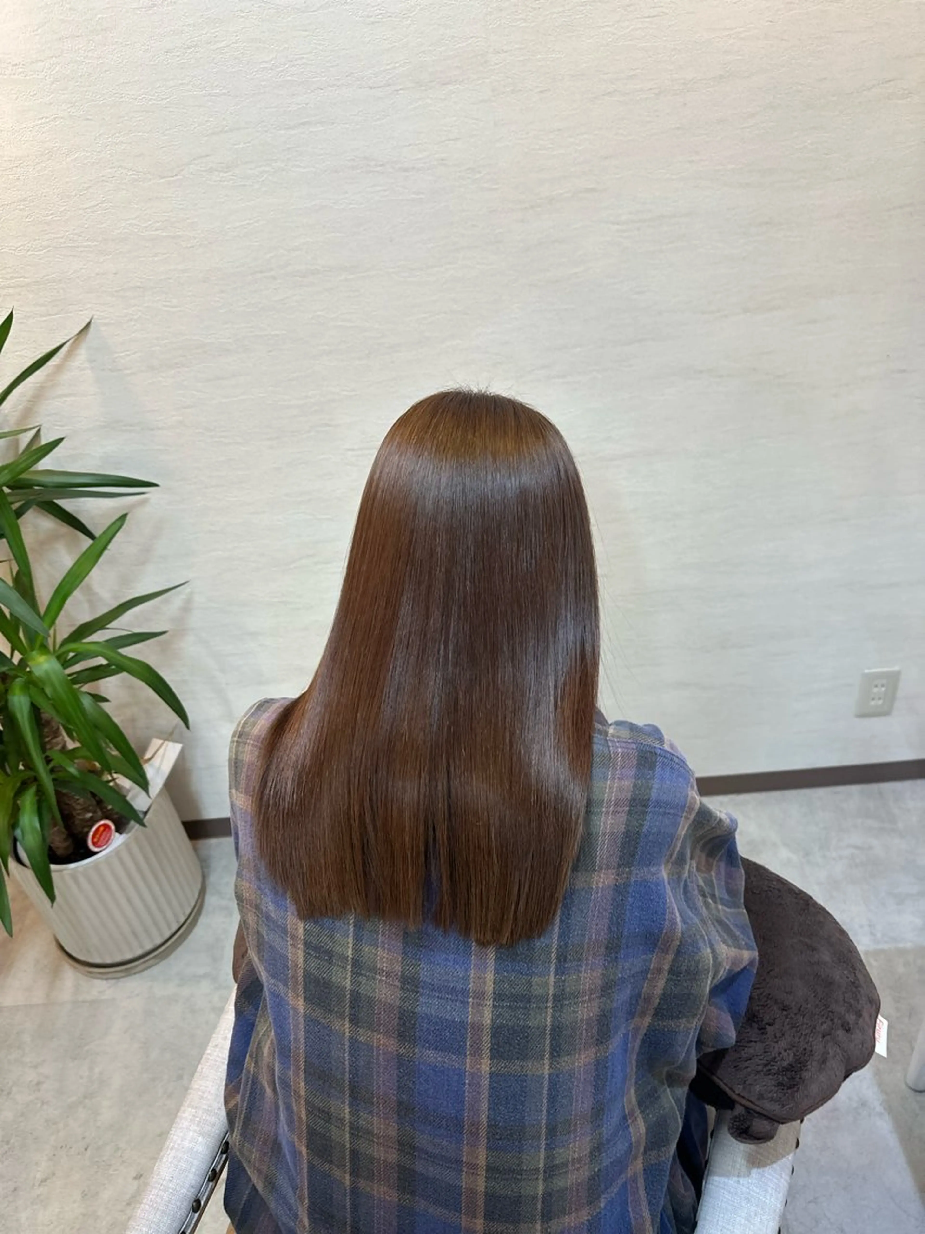 セミロング 髪質改善 トリートメント 🖤ほのか/ツヤ髪 /髪質改善/縮毛矯正のヘアスタイル