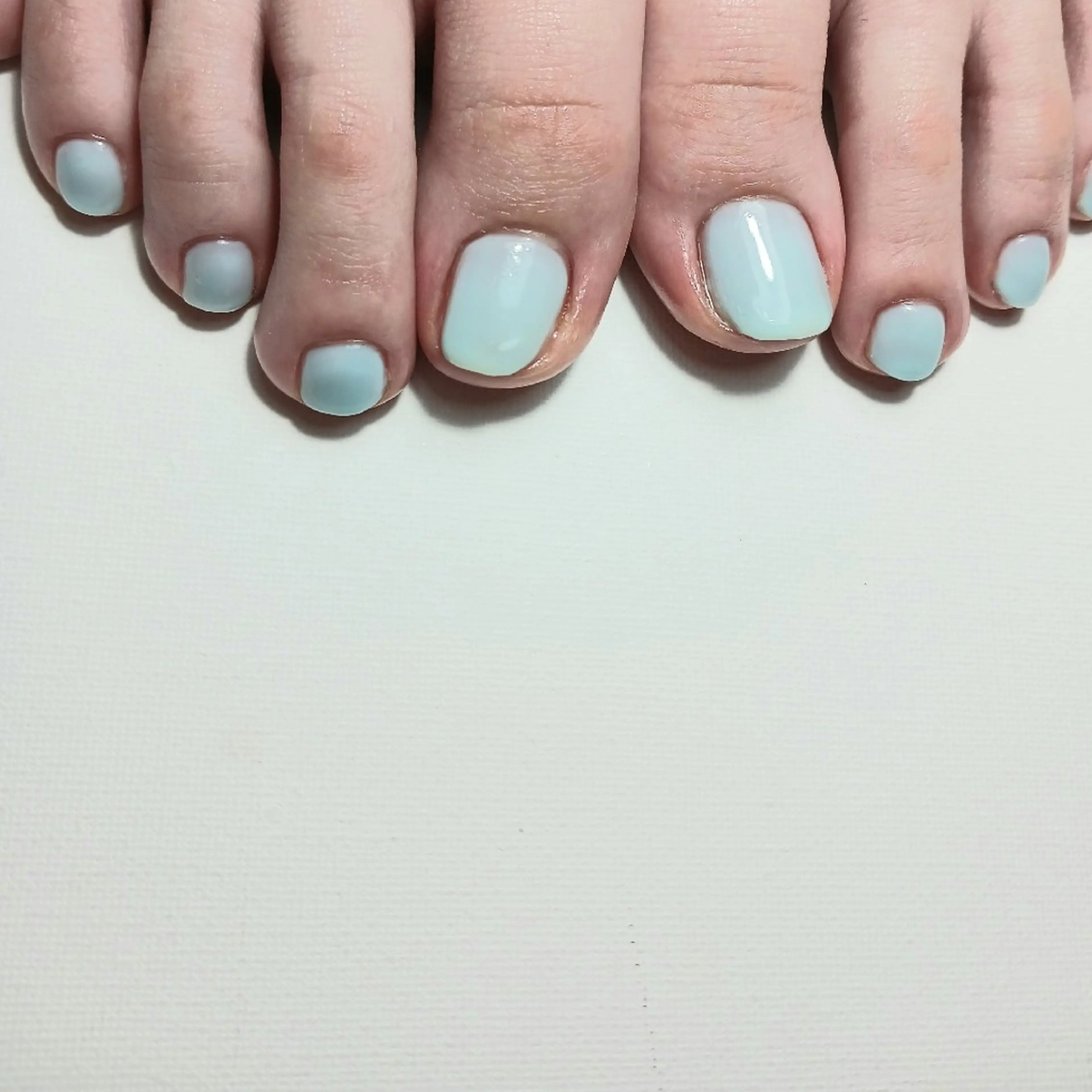 ネイル ブルー ジェルネイル 水色 持ち込み パステルネイル フットネイル owlnail /持込みデザイン専門のネイルデザイン