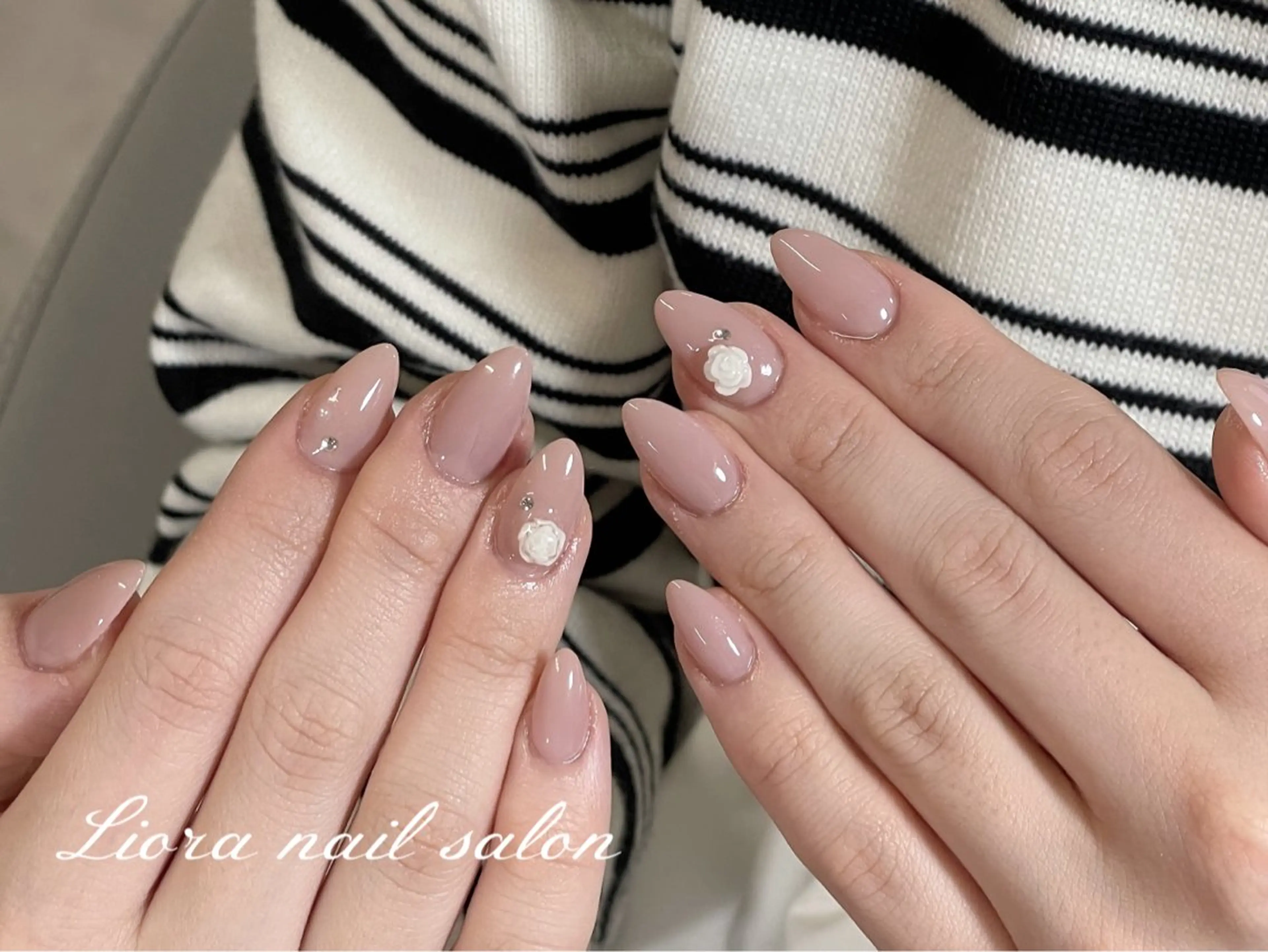ネイル チークネイル フットネイル フレンチネイル ジェルネイル ガーリー ハンドネイル Liora nail スカルプ専門店のネイルデザイン