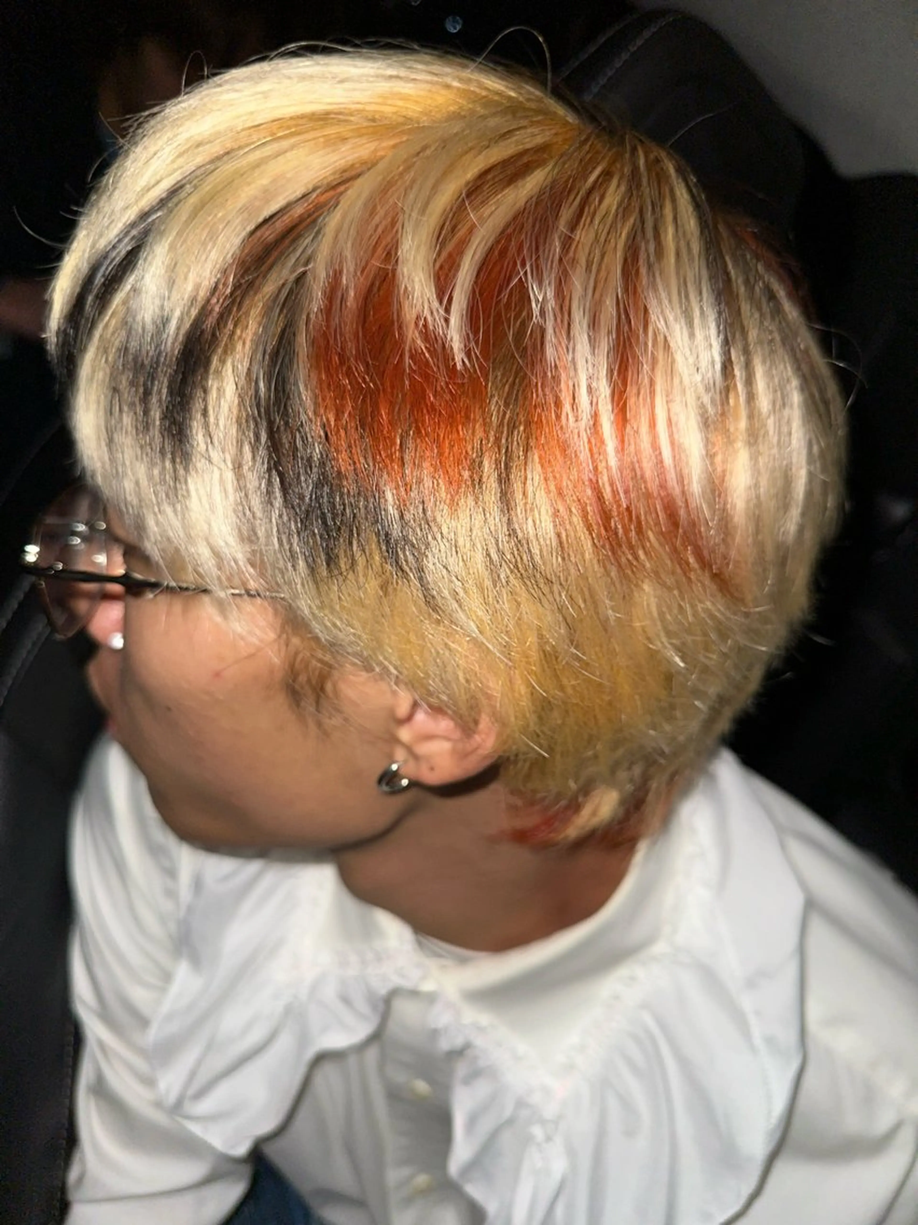 ブリーチ＋デザインカラー＋トリートメント🪽(ロング料金なし)の写真