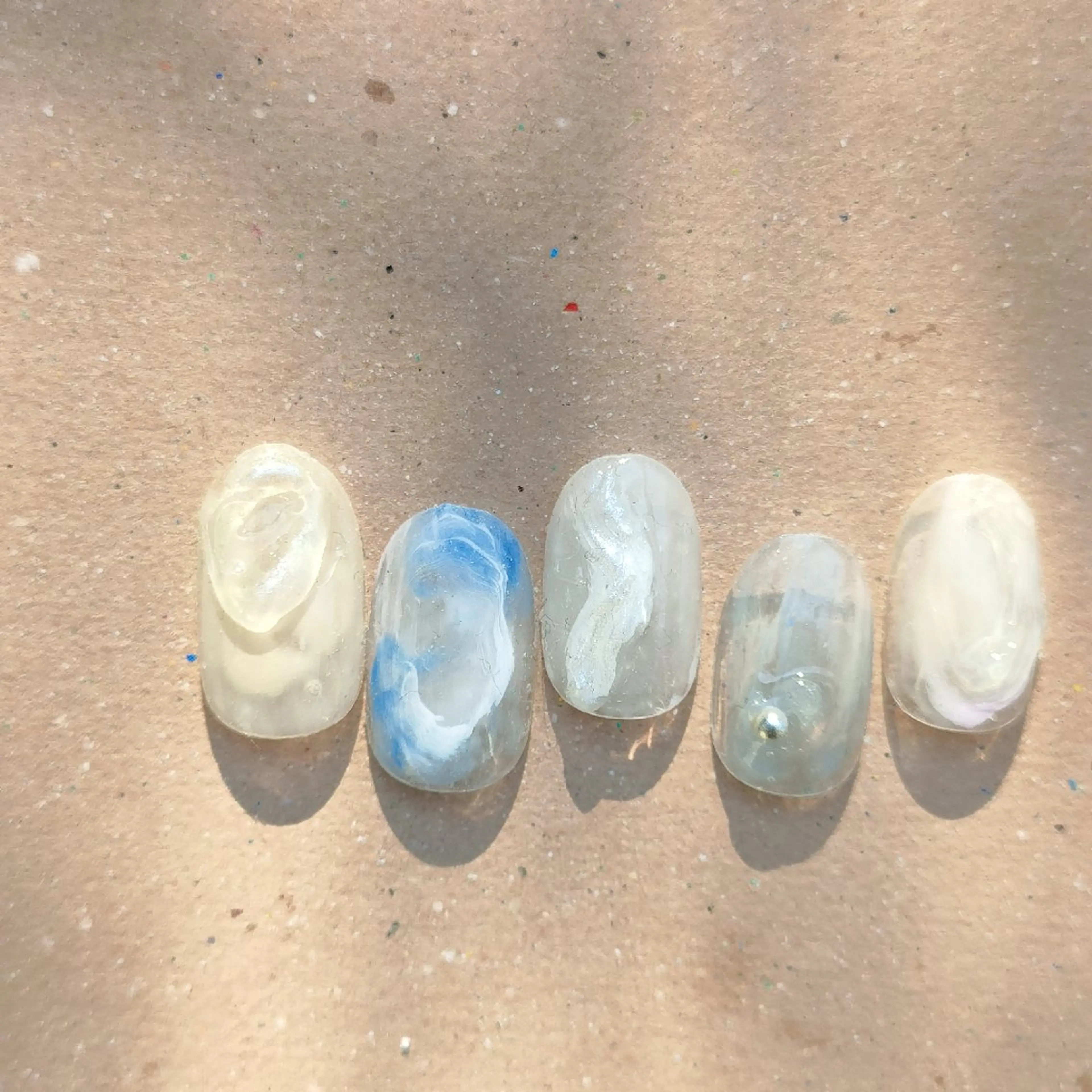 ネイル ニュアンスネイル 春ネイル oir. nailsalonのネイルデザイン