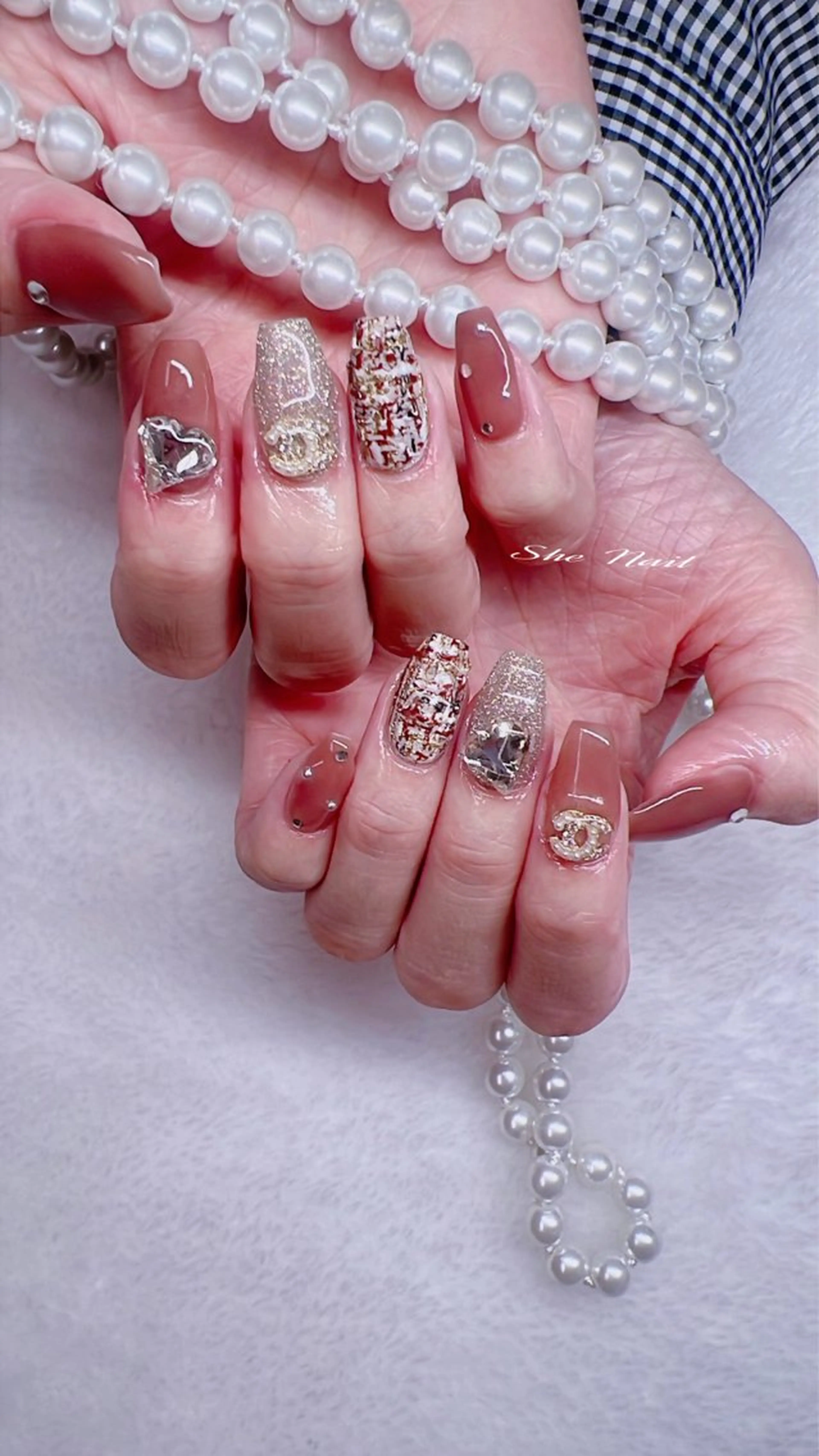 ネイル チークネイル 長さ出し フレンチネイル ハート キラキラネイル She   Nail所属・ISA_ BELLAのネイルデザイン