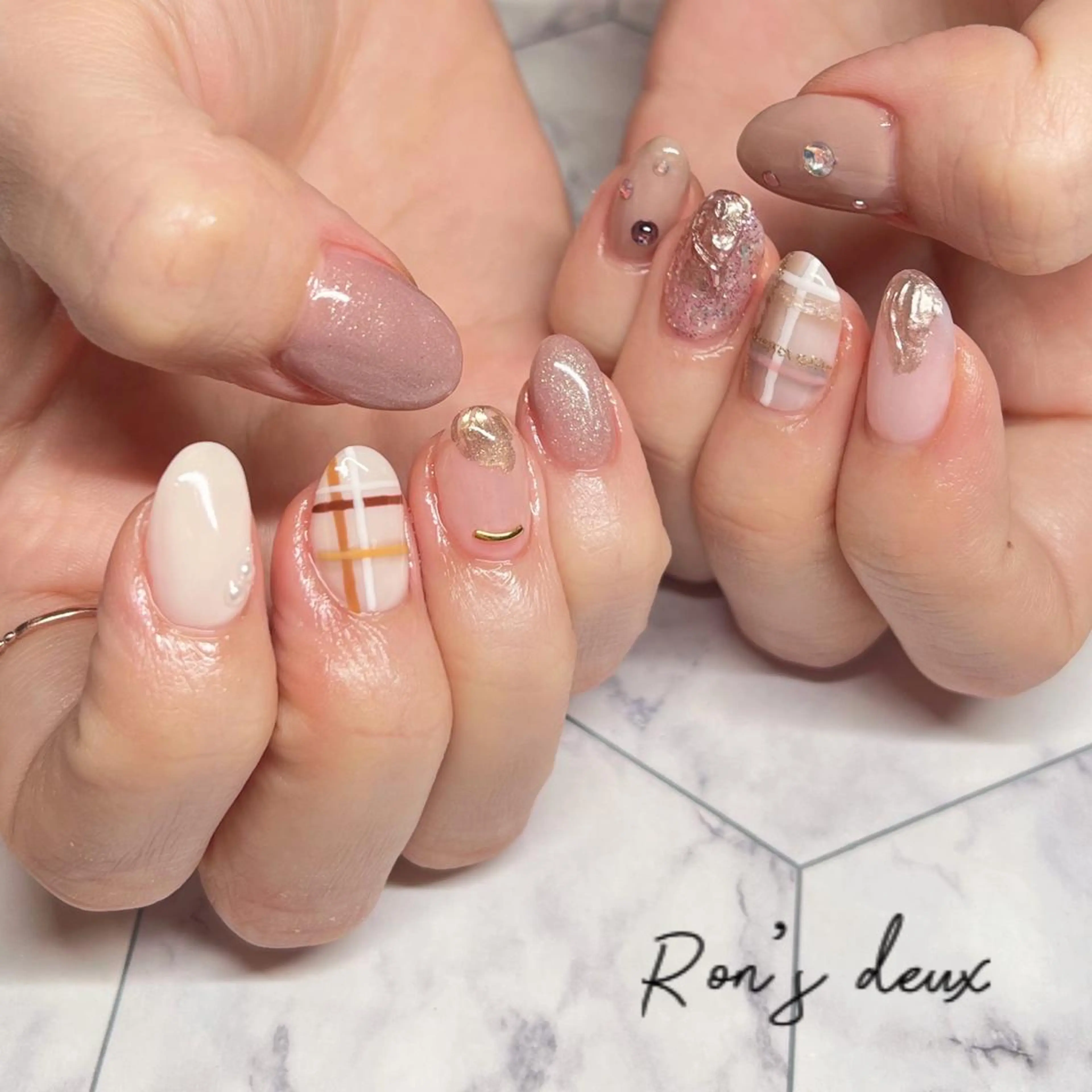 ネイル Ron's nail 笹岡のネイルデザイン