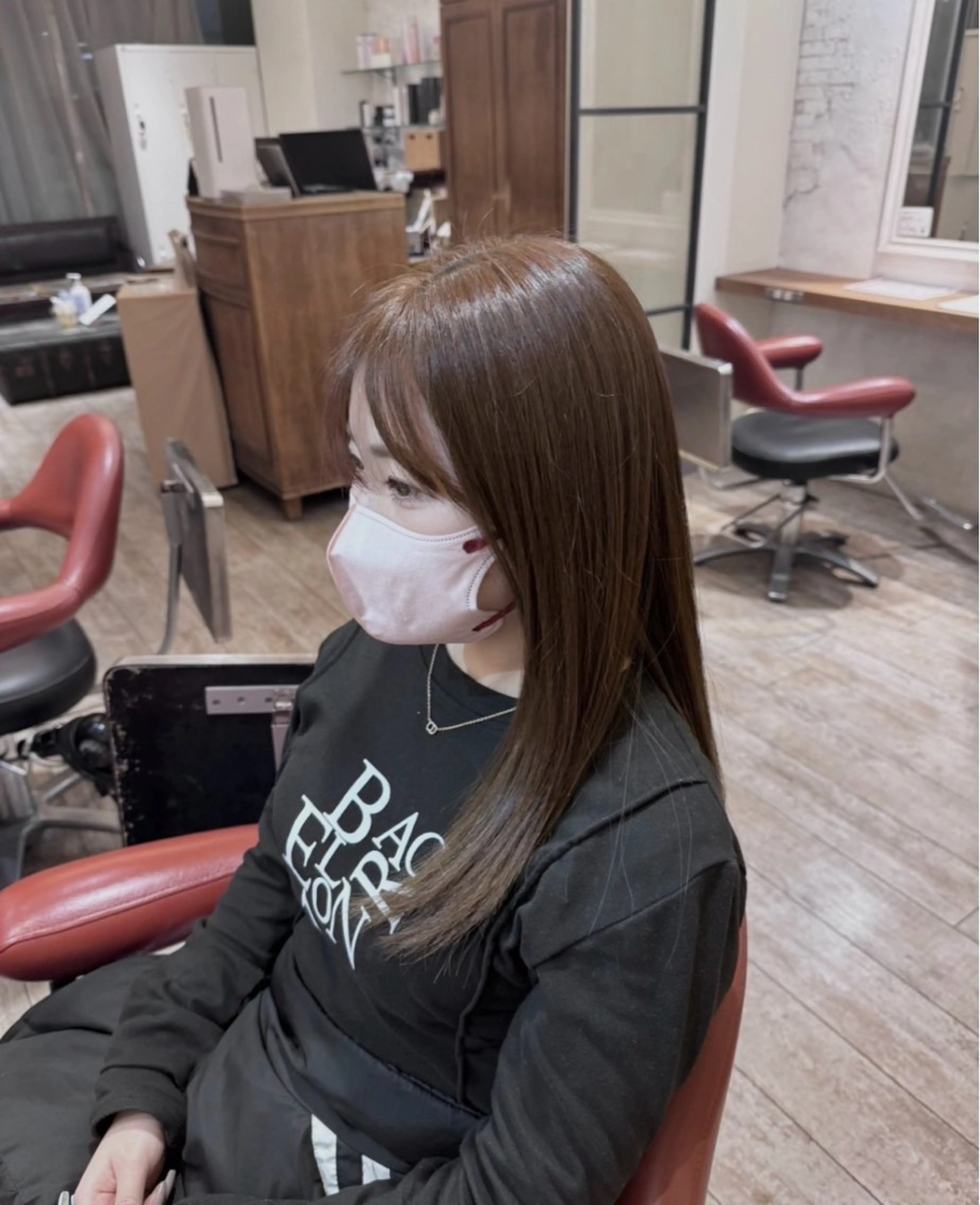 ミディアム カラー 🐈‍⬛ ibuのヘアスタイル