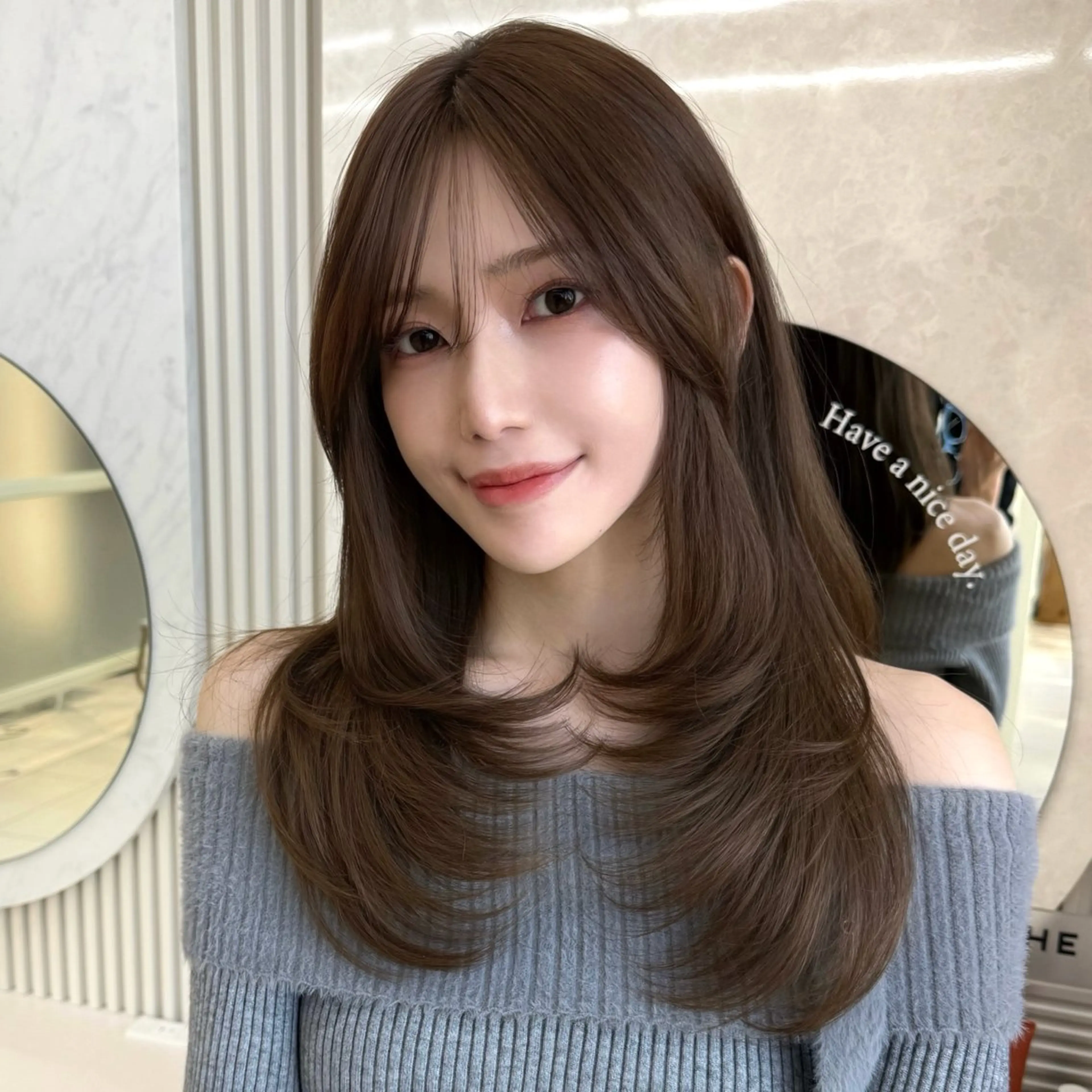 セミロング カラー カット ヘアカラー トリートメント 似合わせレイヤー/ 透明感カラーのヘアスタイル