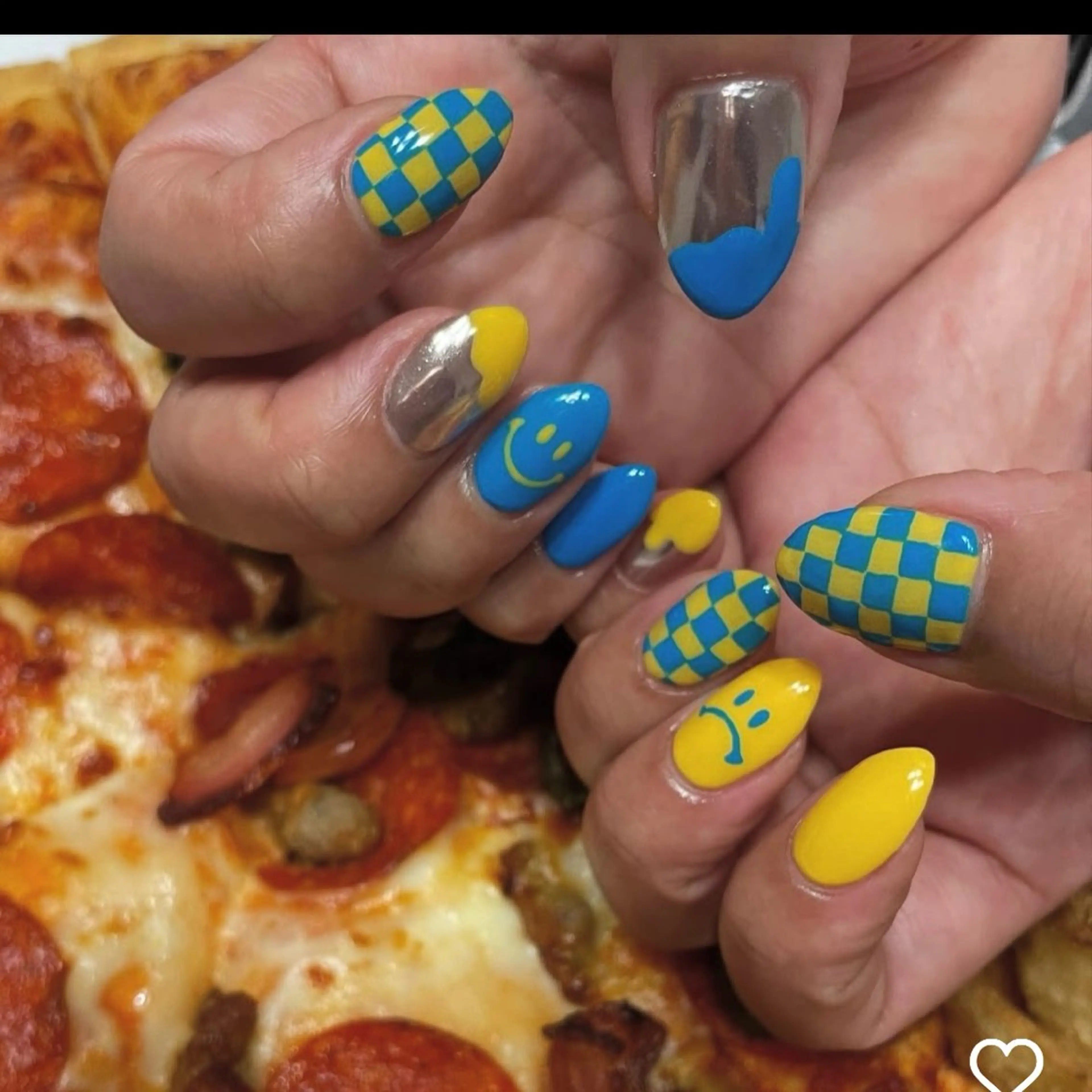 ネイル MAXKELLY MAIKAのネイルデザイン