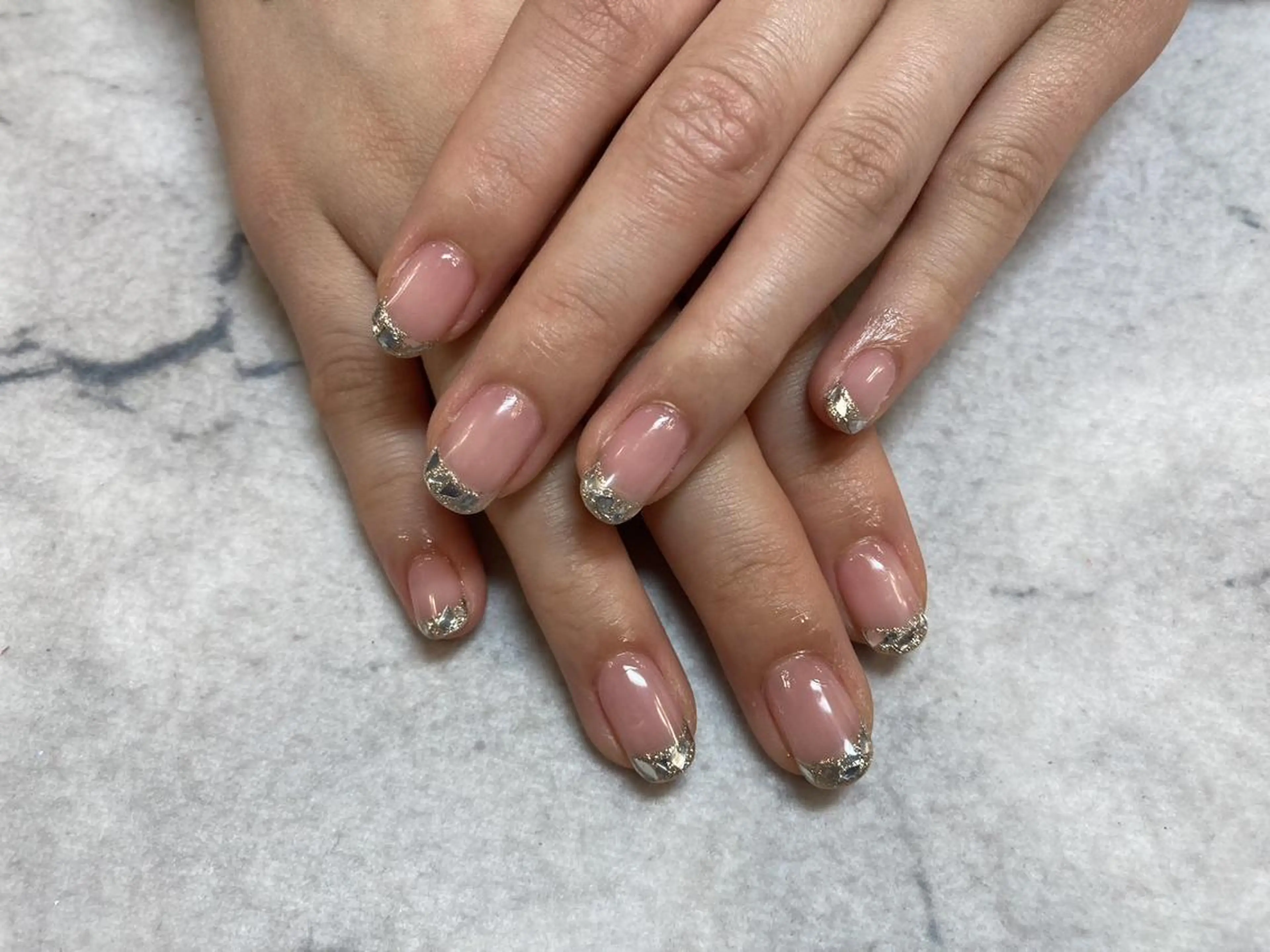 ネイル ネイルリボン 受付スタッフのネイルデザイン