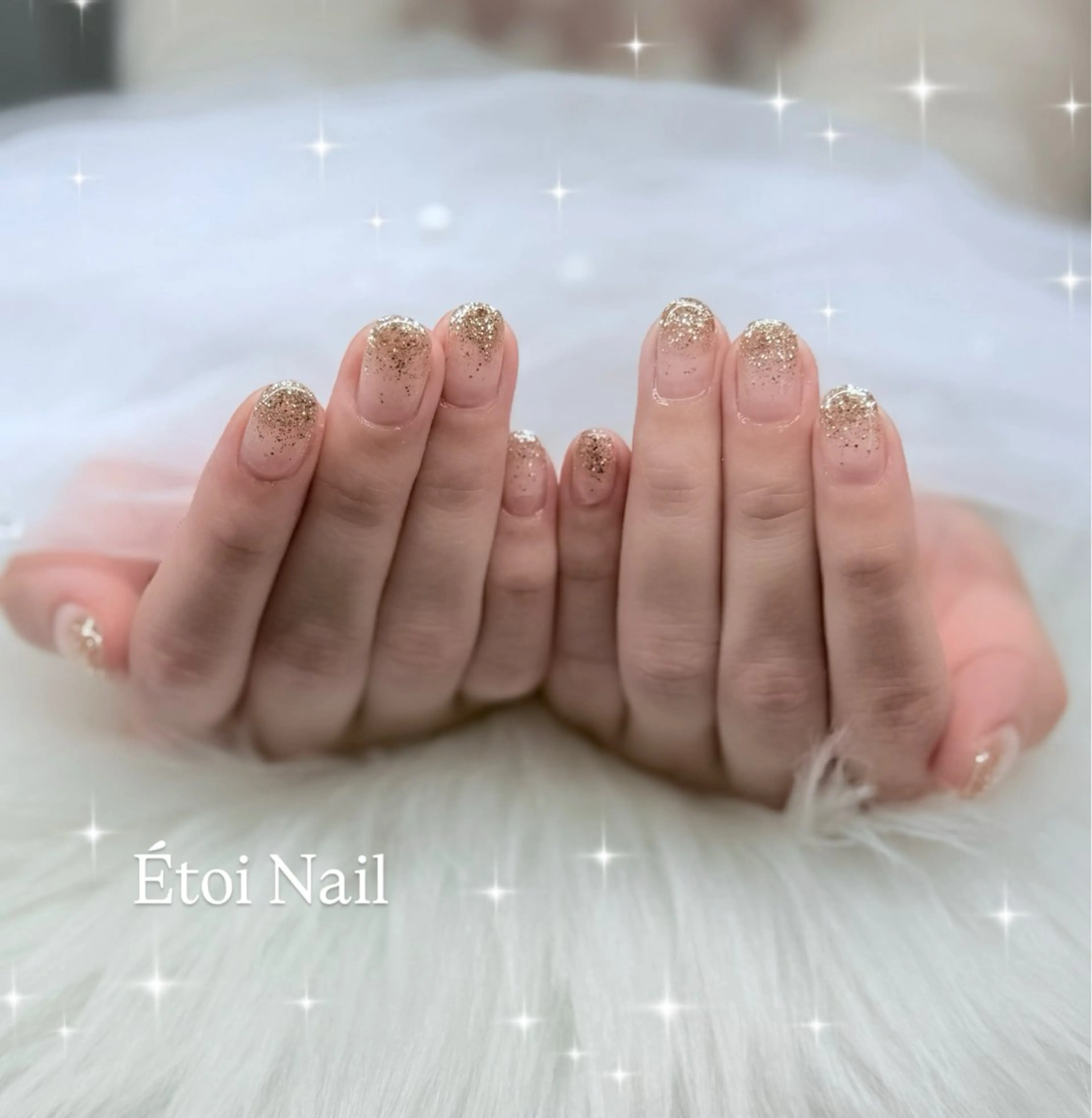 ネイル グラデーション ラメ(グリッター) ラメグラデーション Etoi Nail akaneのネイルデザイン