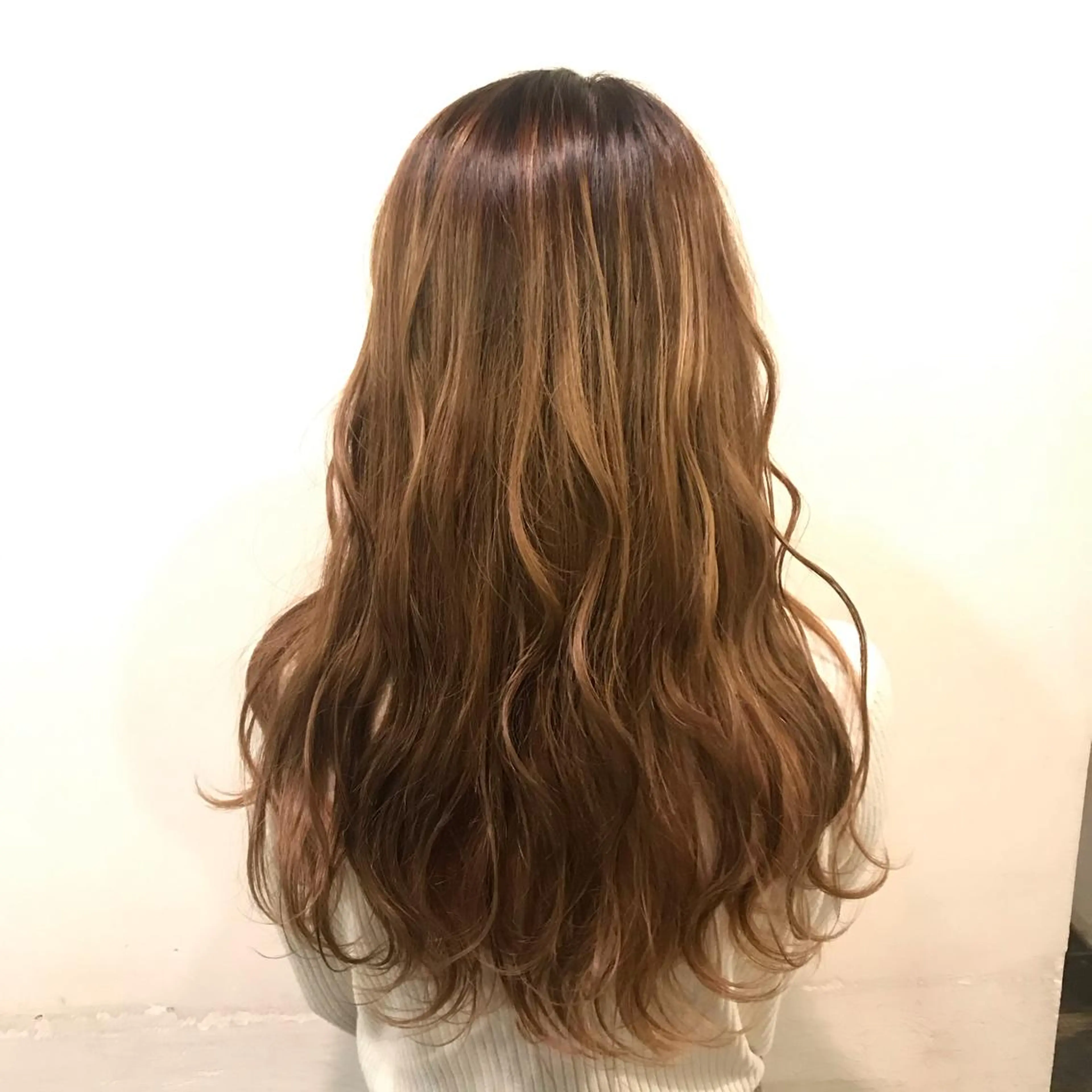 ロング 縮毛矯正専門店店長 佐々木動画モデル募集のヘアスタイル