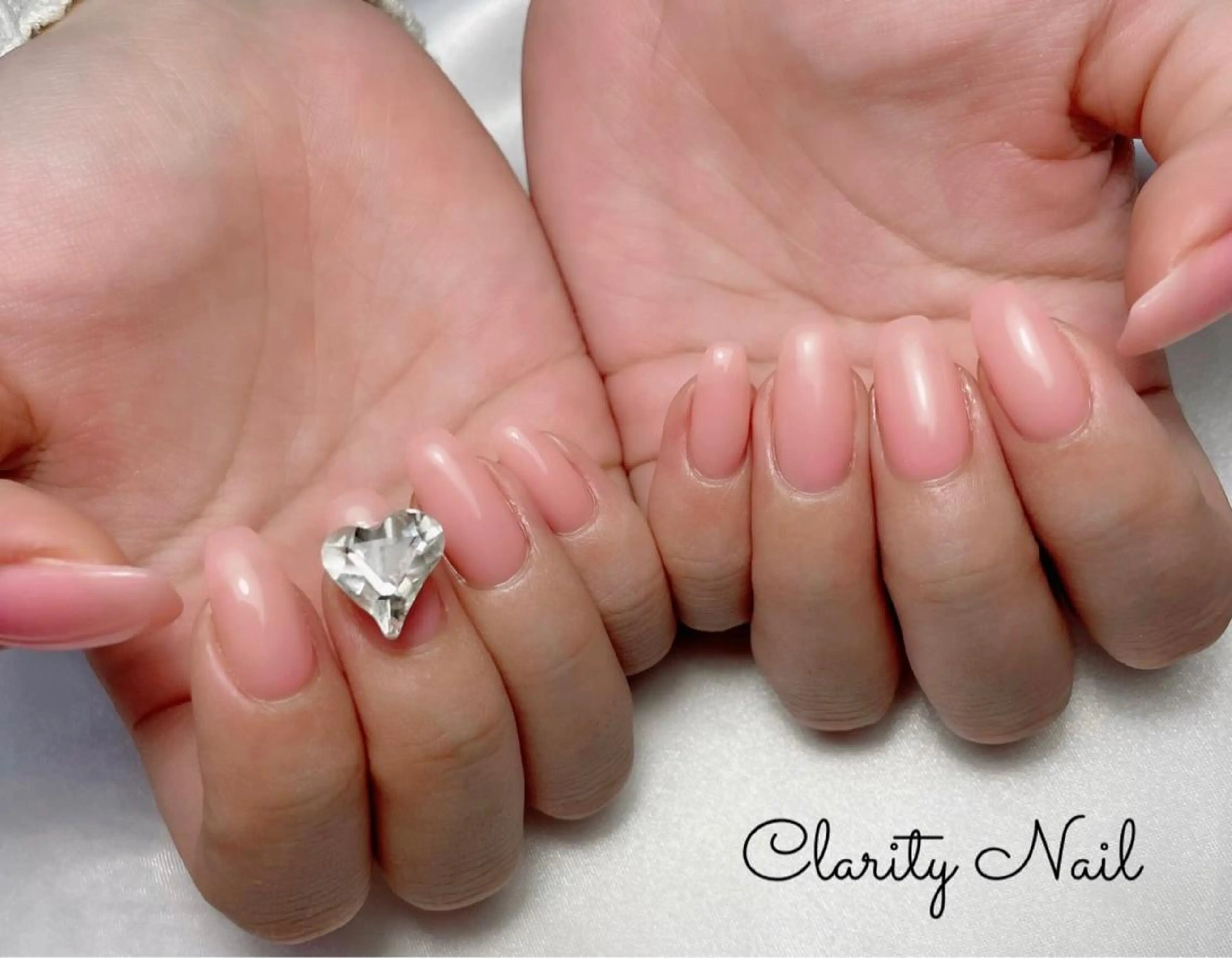 ネイル ワンカラーネイル ハンドネイル Clarity Nailのネイルデザイン