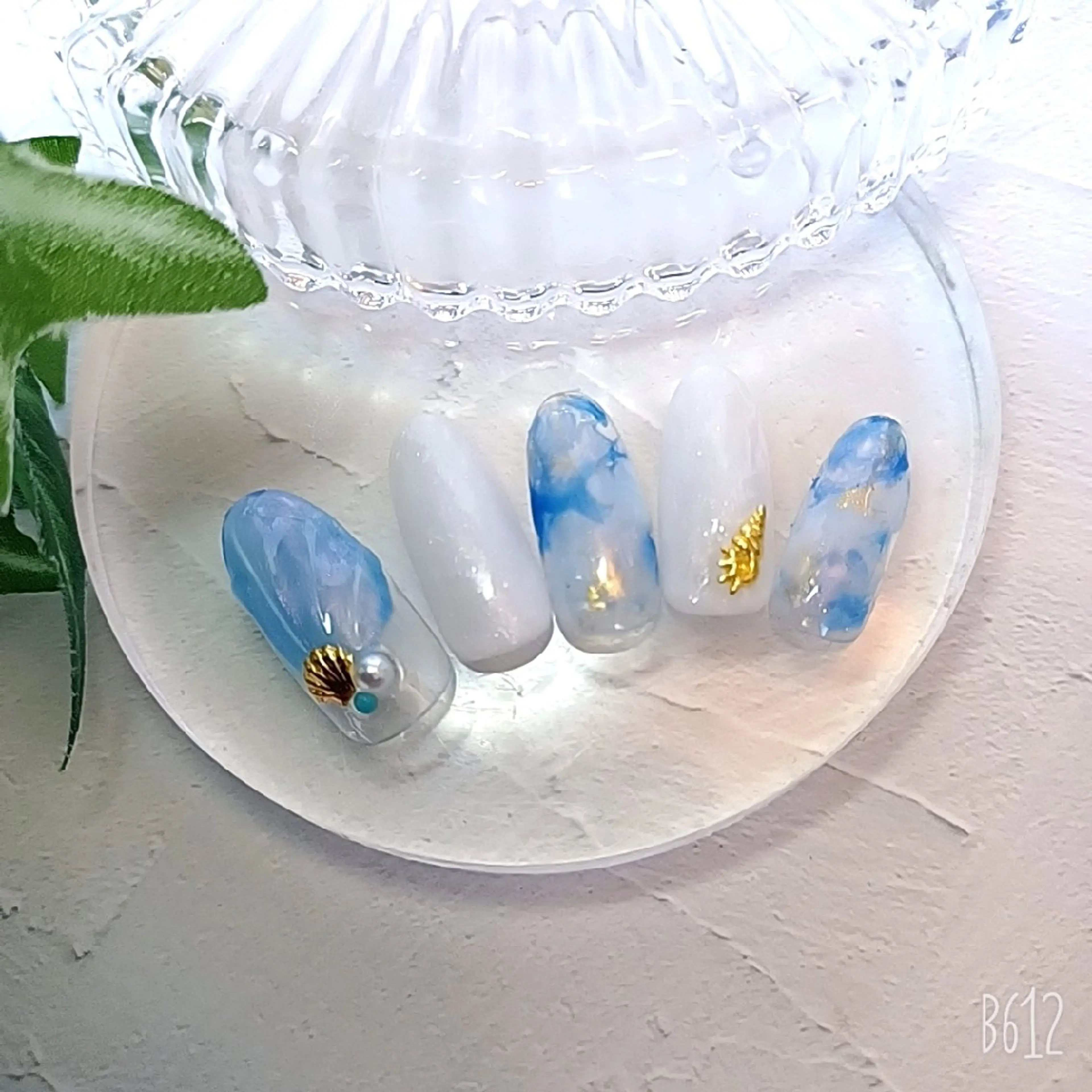 ネイル 本間 いつみのネイルデザイン