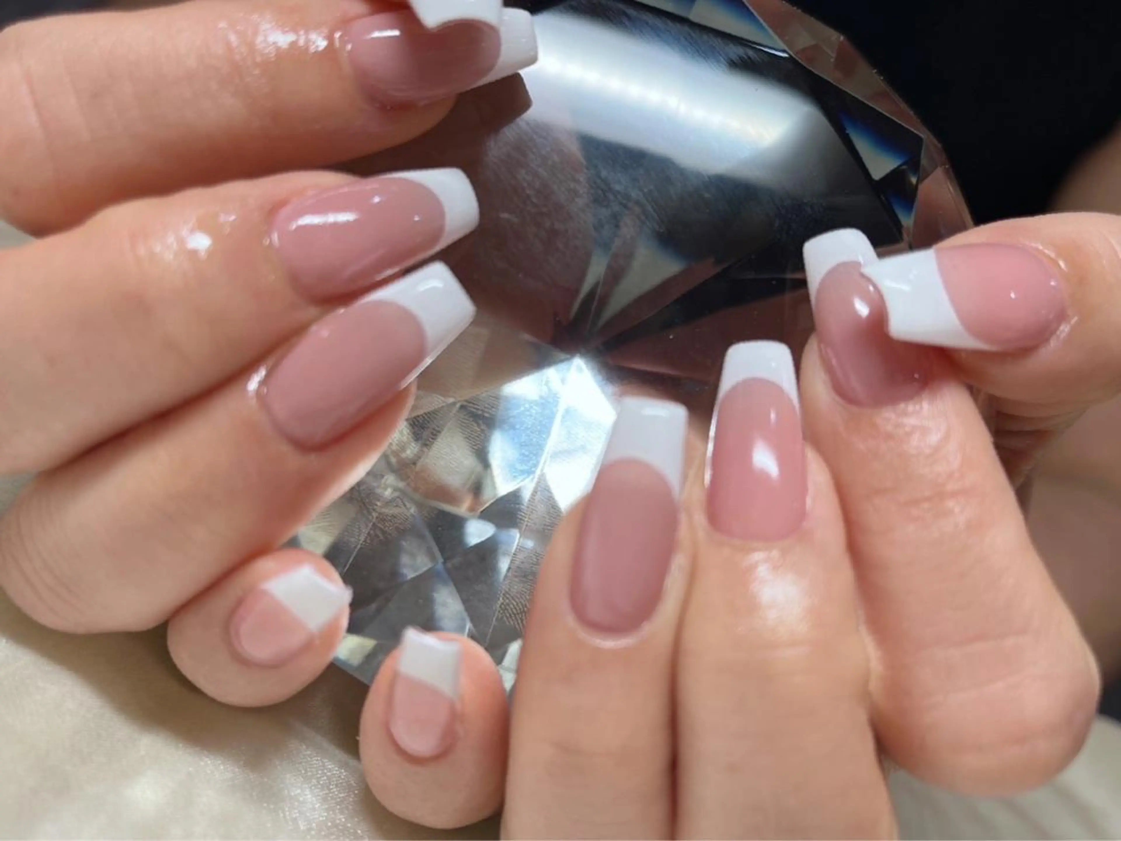 ネイル マツエク・マツパ アイブロウ 眉カラー 韓国風マツエク パリジェンヌラッシュリフト まつげパーマ ワンホンマツエク ハンドネイル Nail&eye Belire 新宿のネイルデザイン