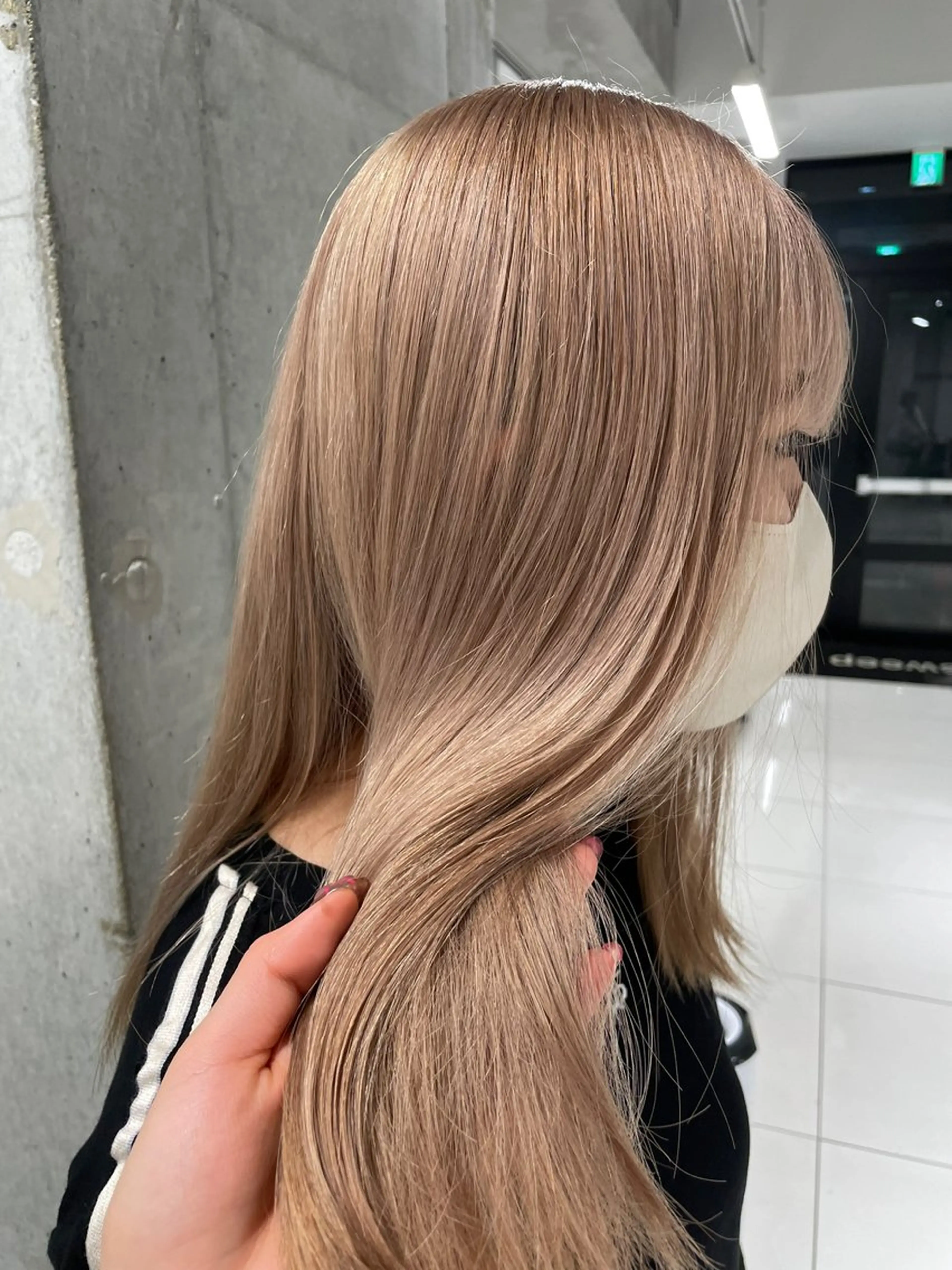 ロング カラー ヘアカラー ハイトーン/ボブ /HBL/AYUNAのヘアスタイル