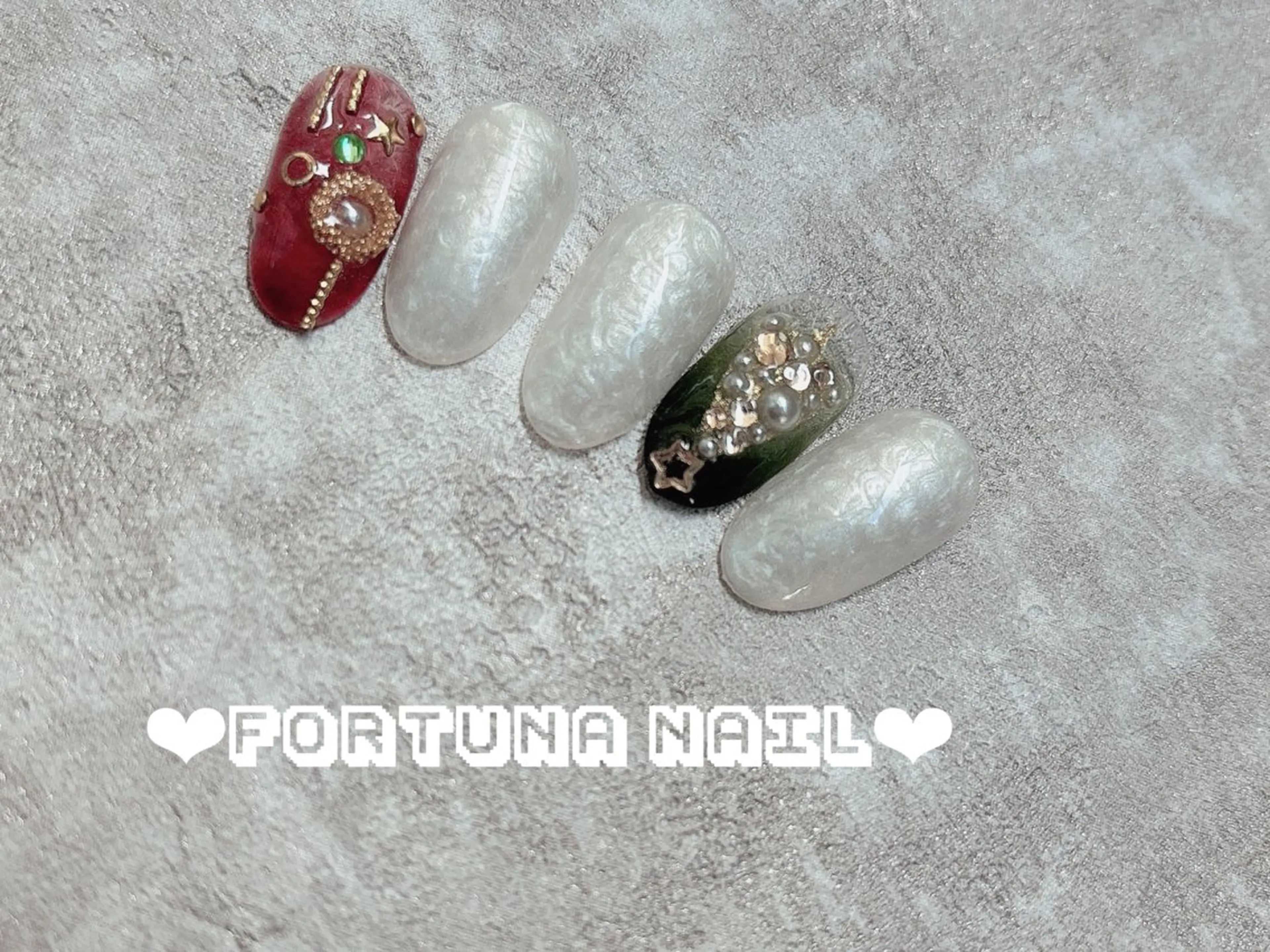 ネイル 冬ネイル クリスマス Nail •Head スパFortunaのネイルデザイン