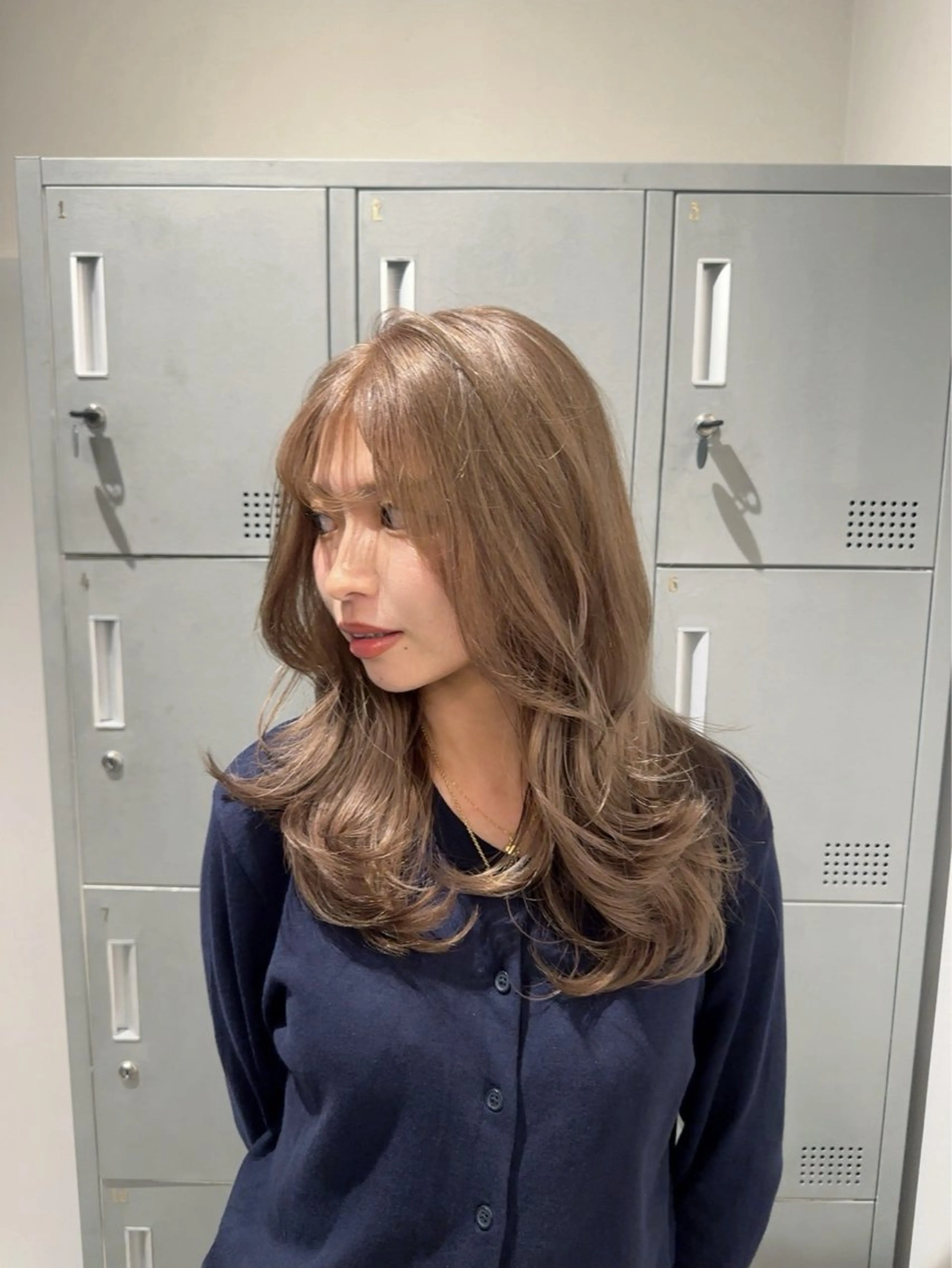 【11・12月限定】ブリーチ＋透明感カラーの写真