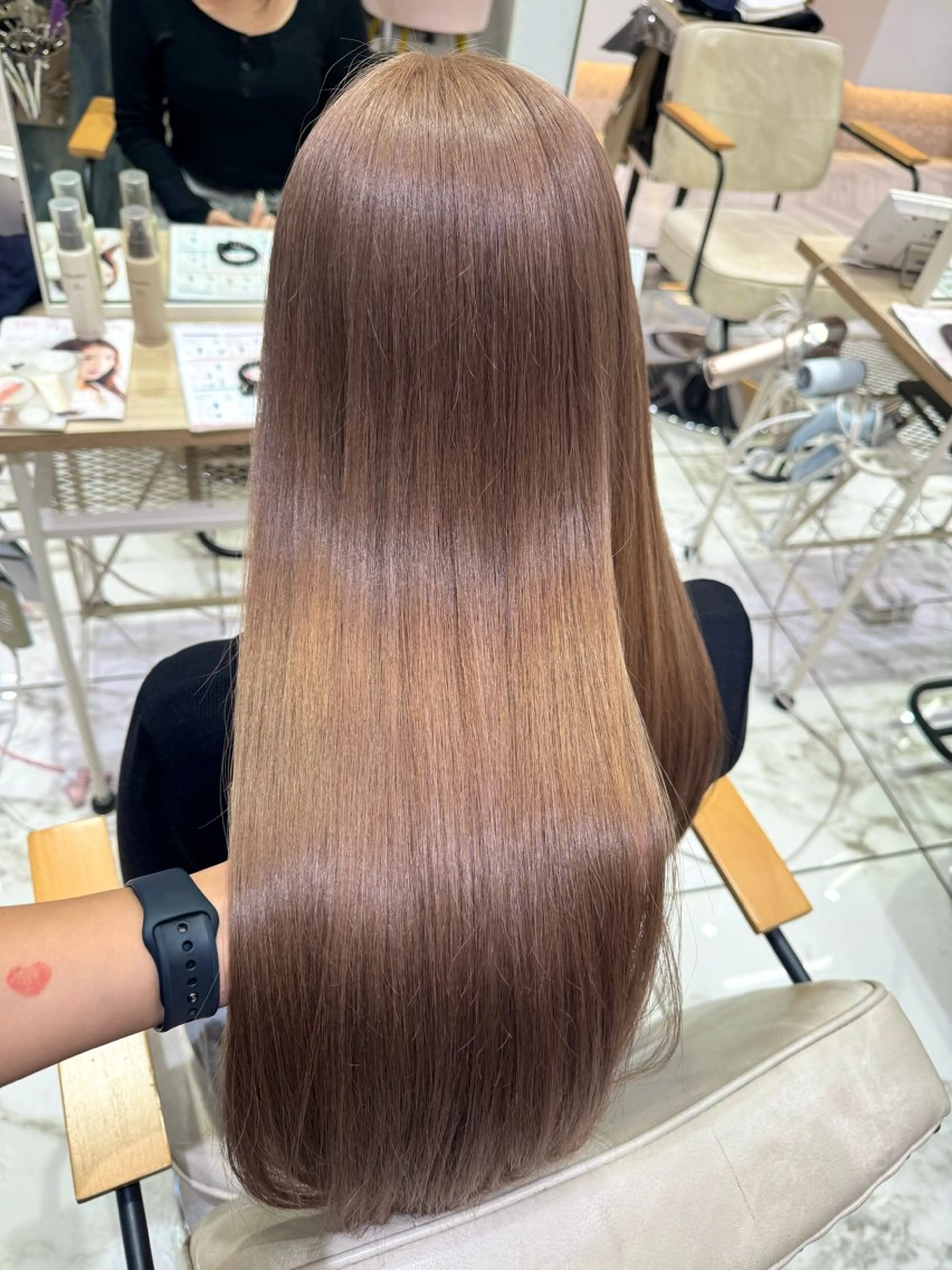 ロング カラー ヘアカラー 学生人気no.1 🦋ナツミのヘアスタイル